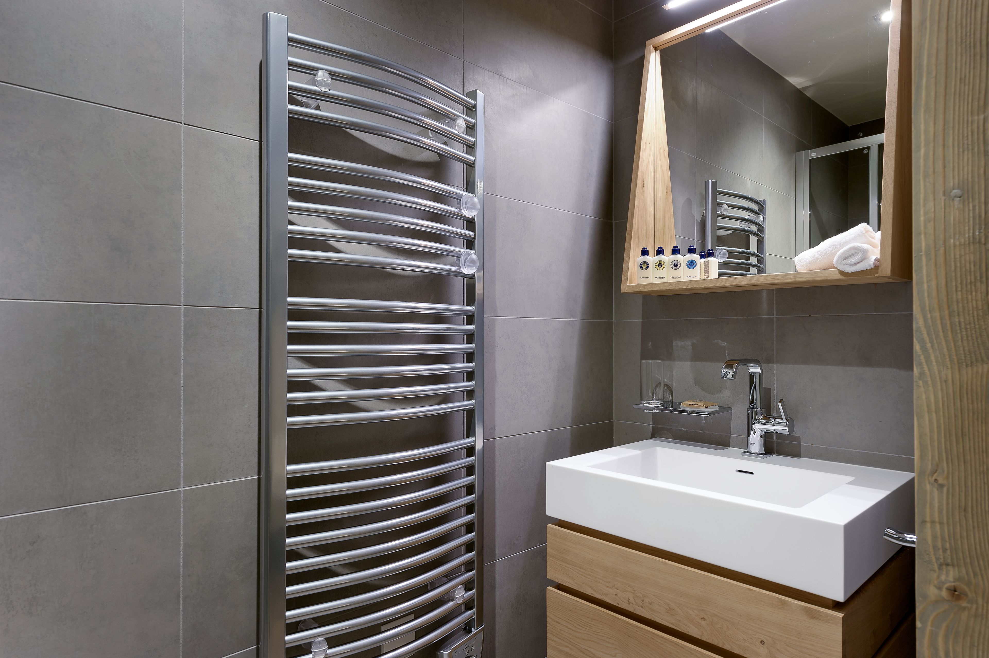 Le C by Alpine Residences