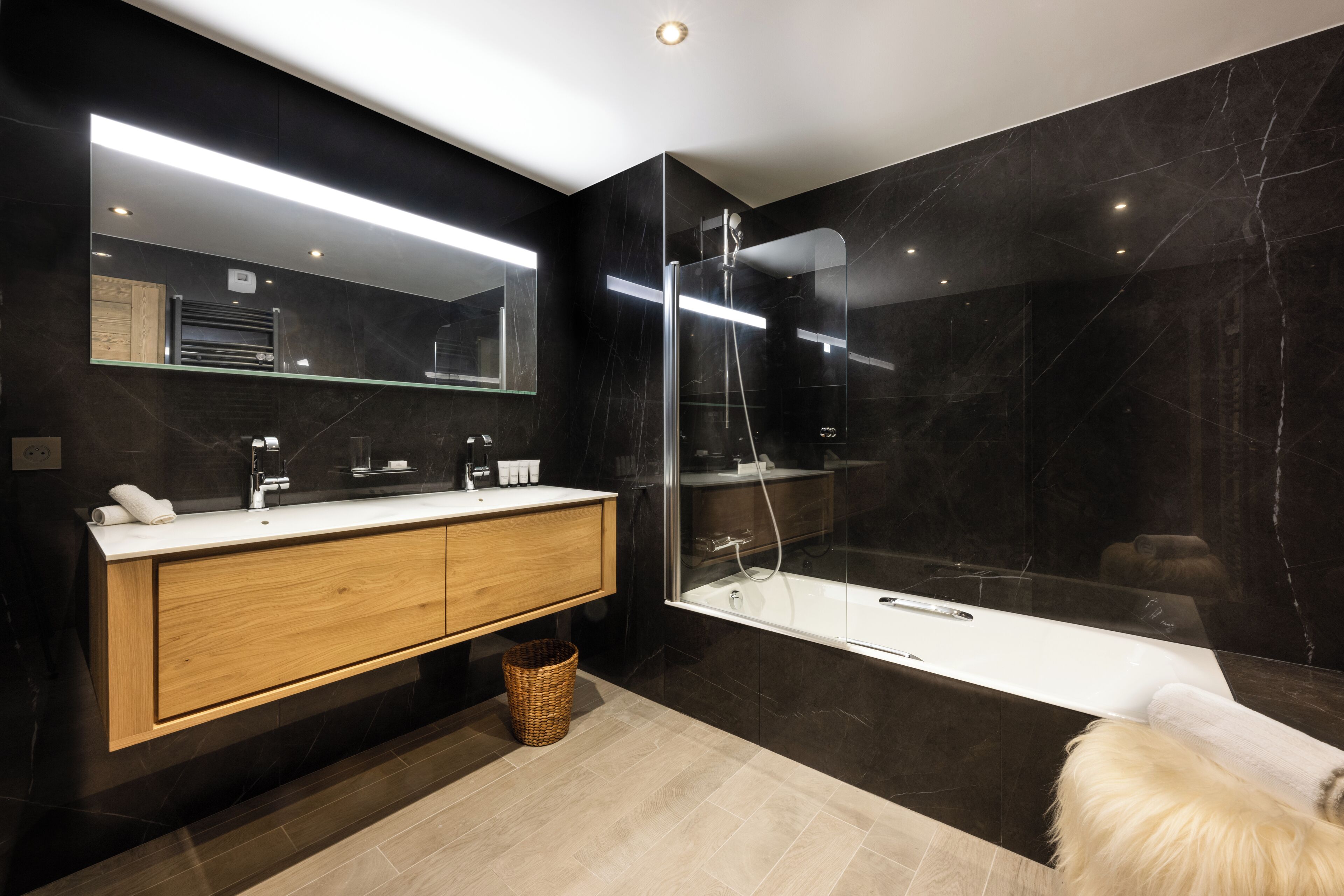 Le C by Alpine Residences