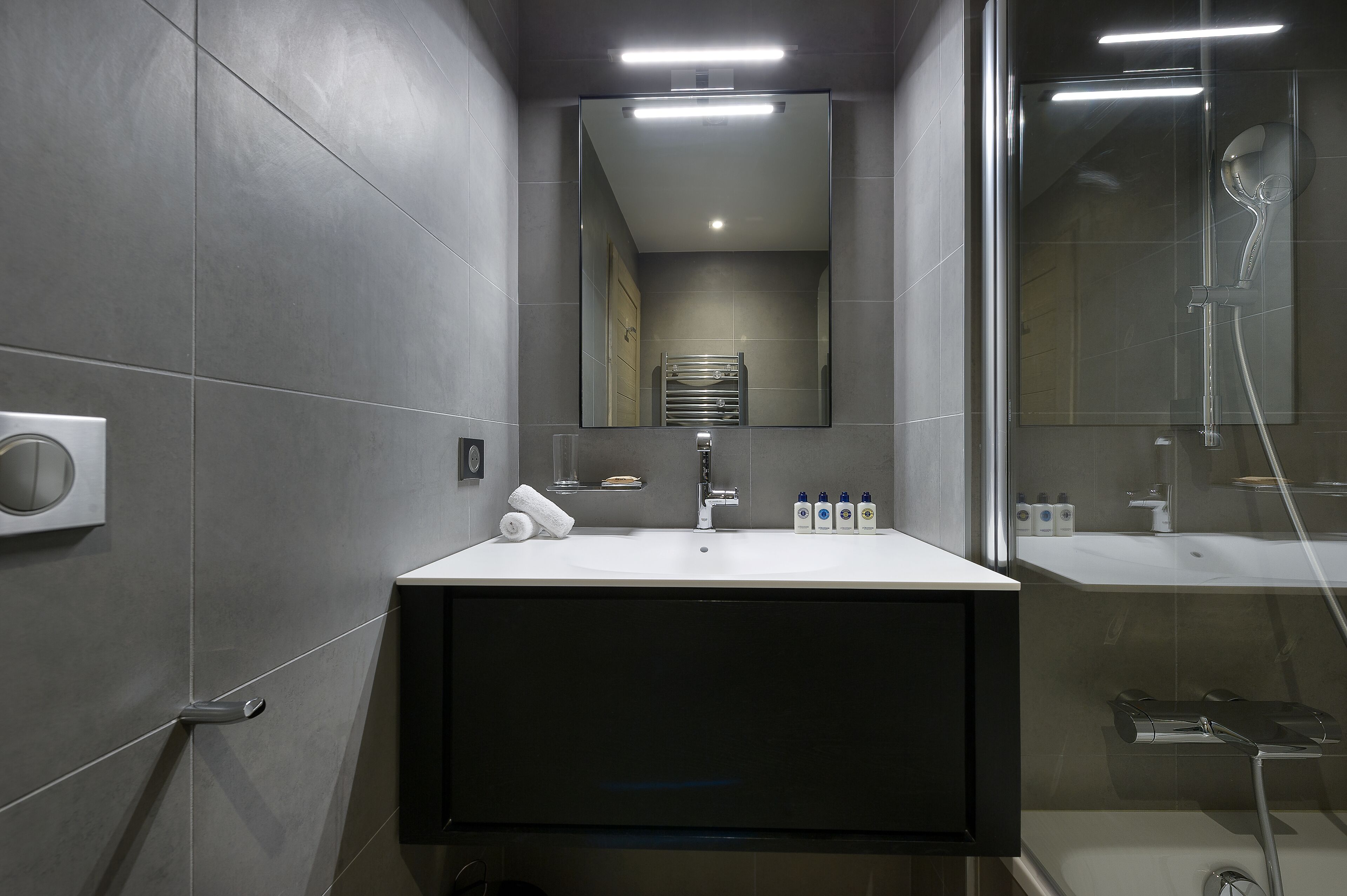 Le C by Alpine Residences