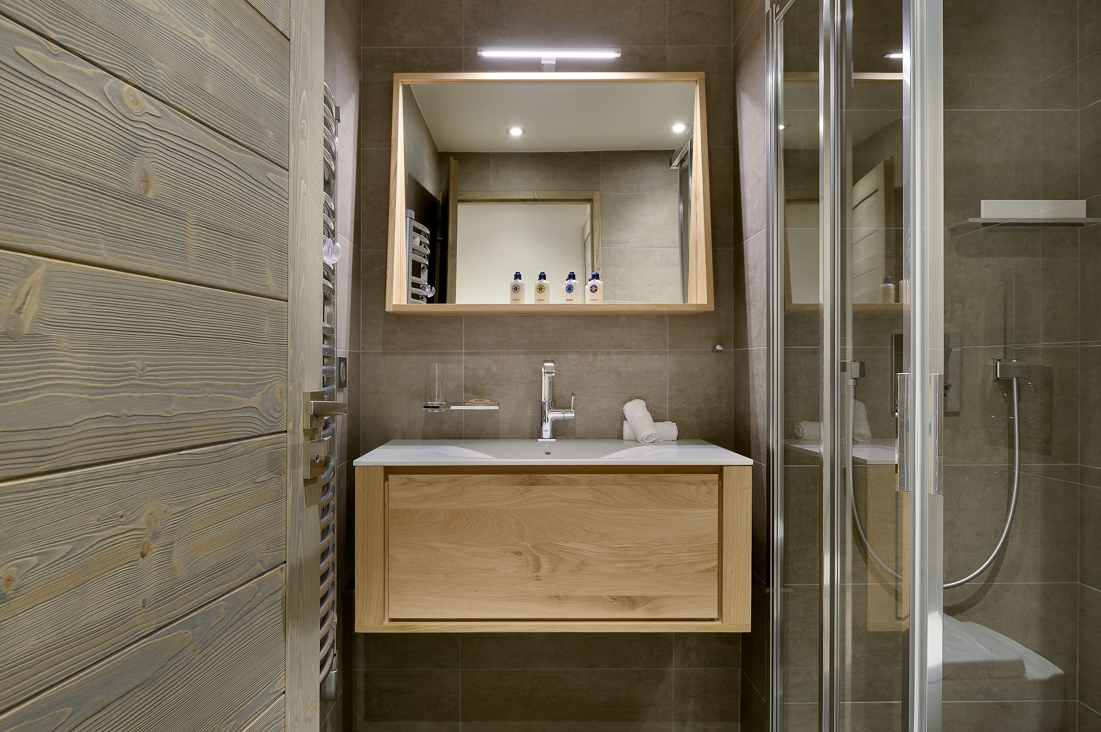 Le C by Alpine Residences