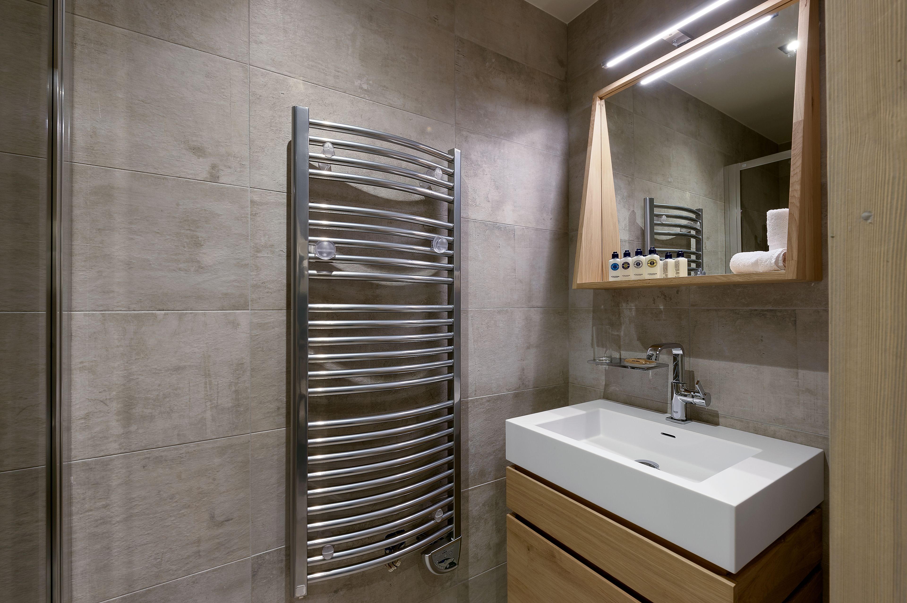 Le C by Alpine Residences