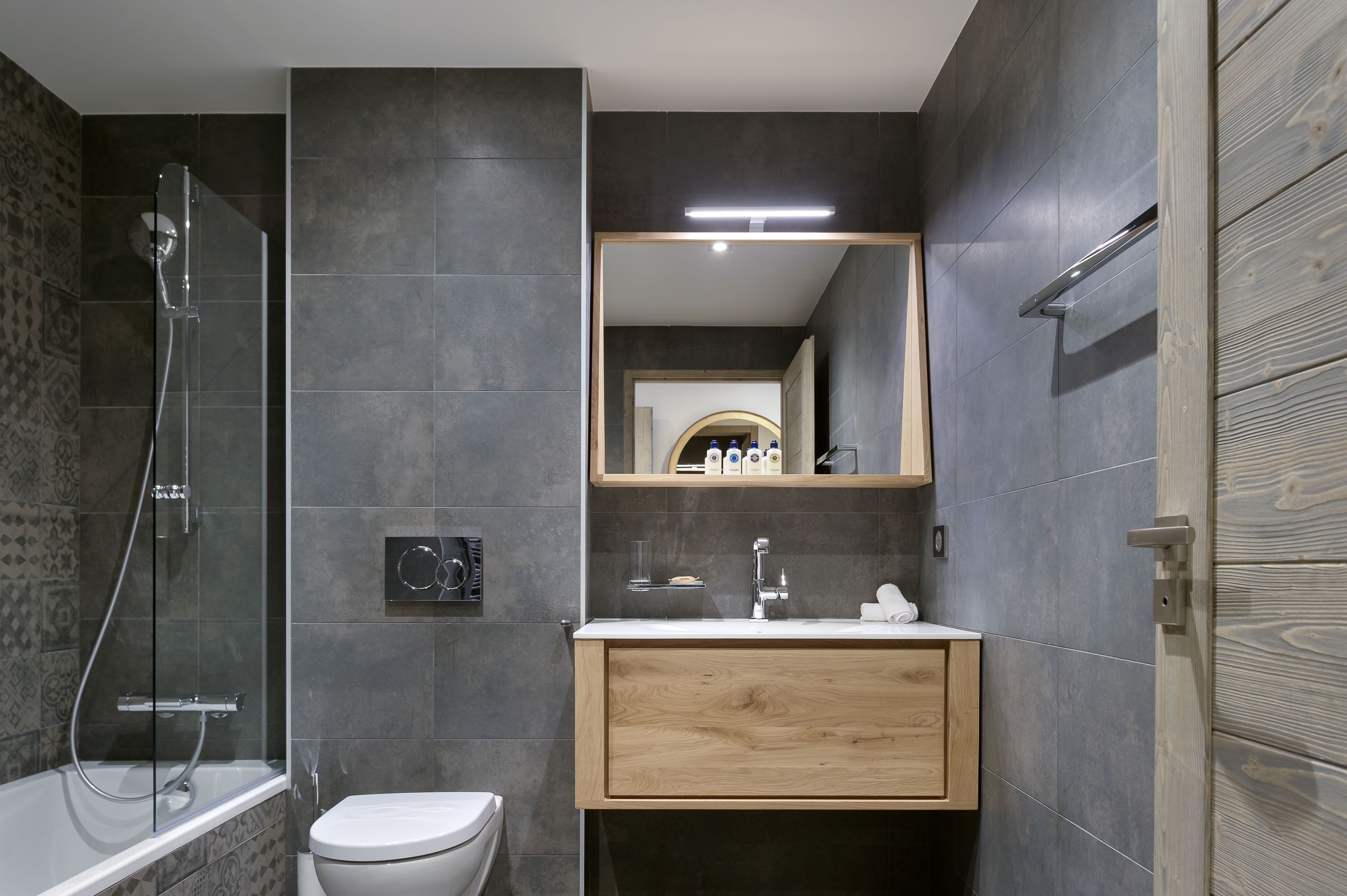 Le C by Alpine Residences
