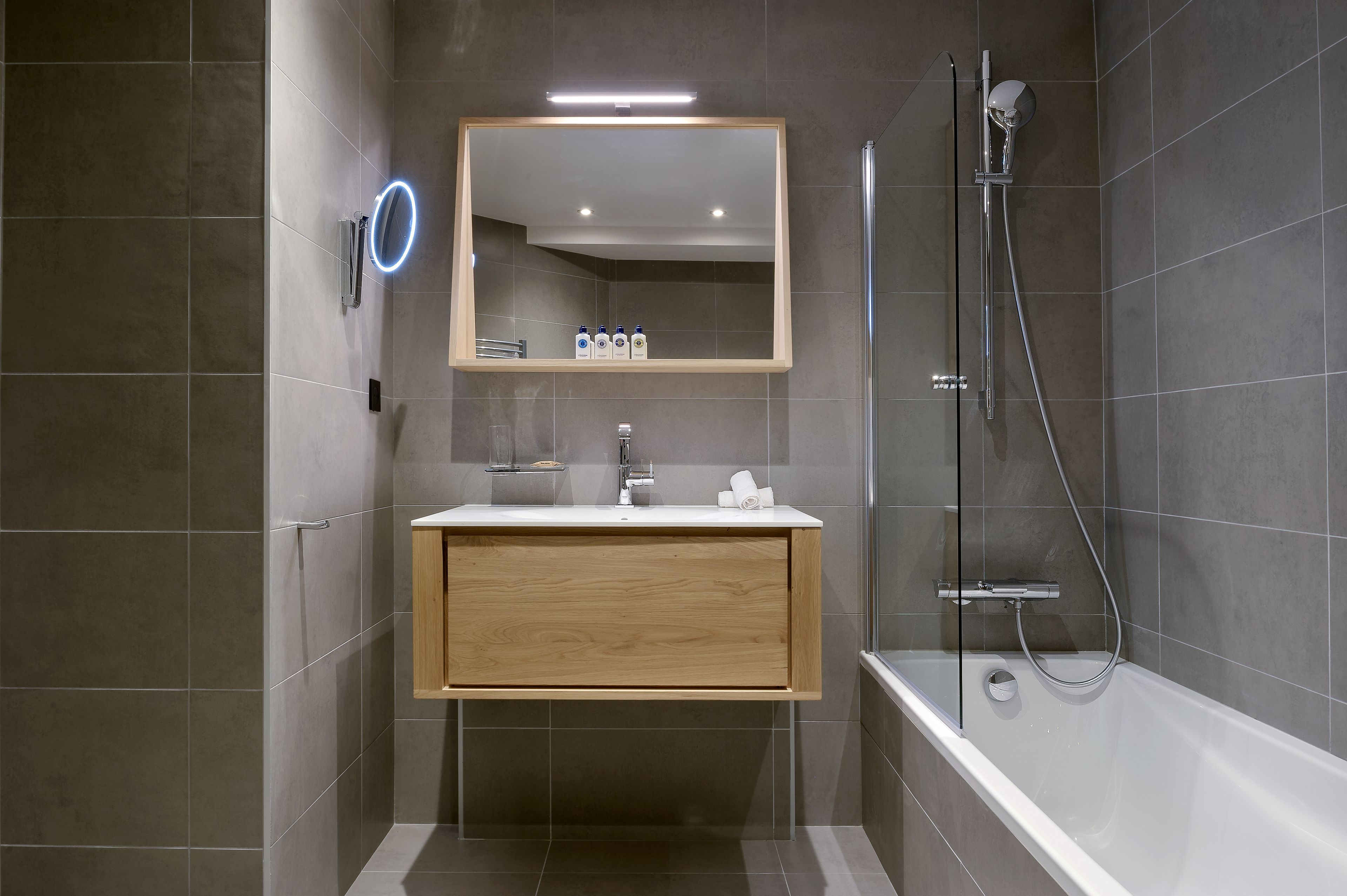 Le C by Alpine Residences