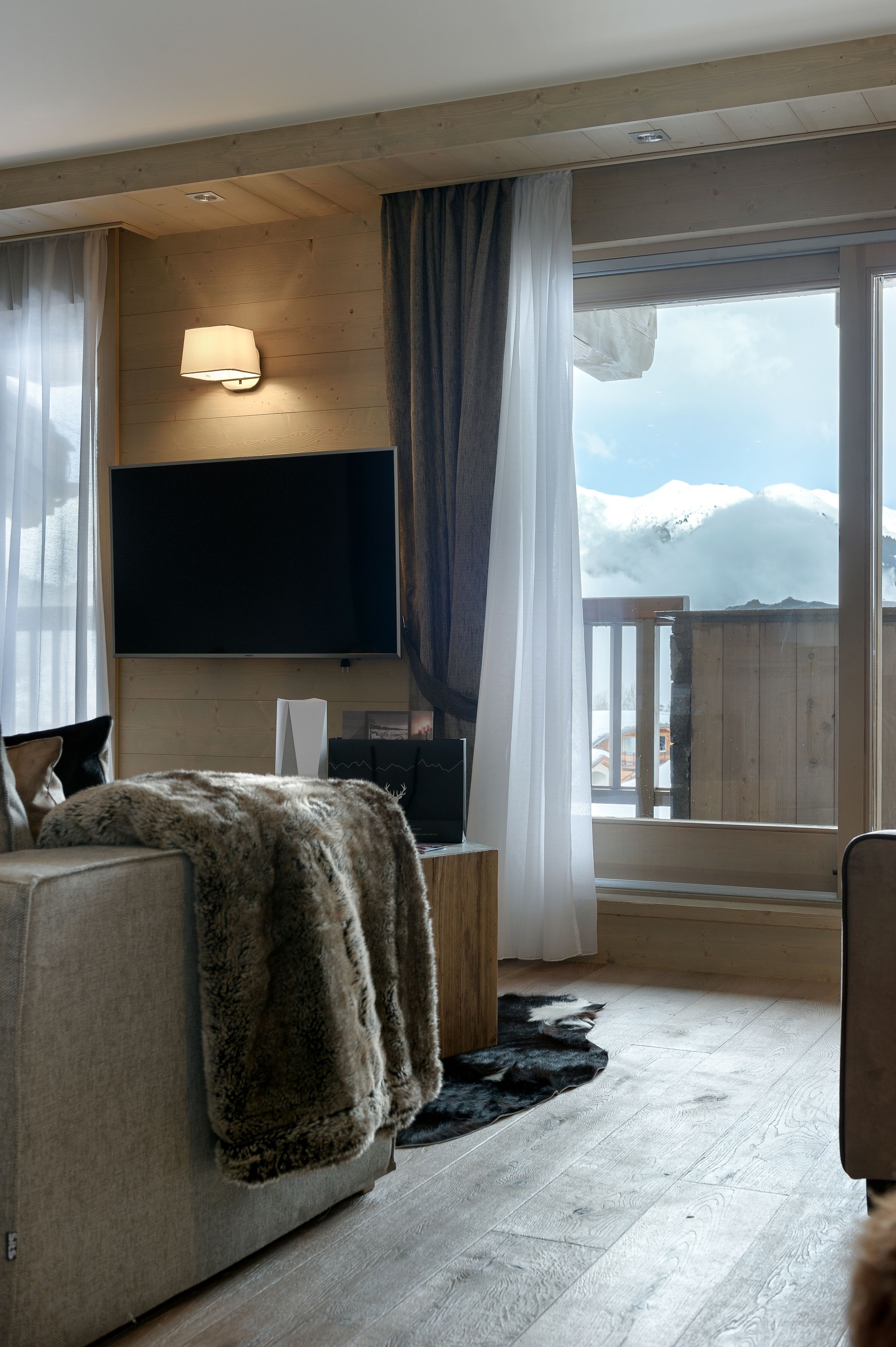 Le C by Alpine Residences