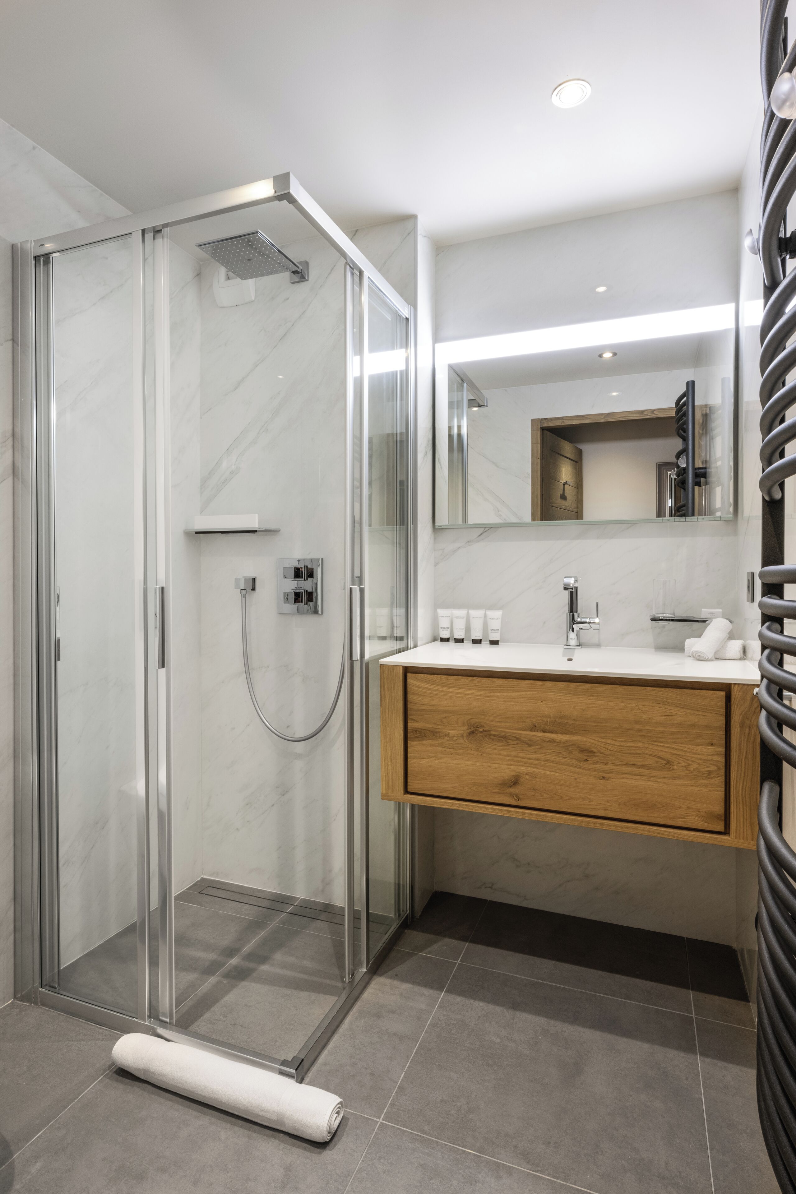 Le C by Alpine Residences