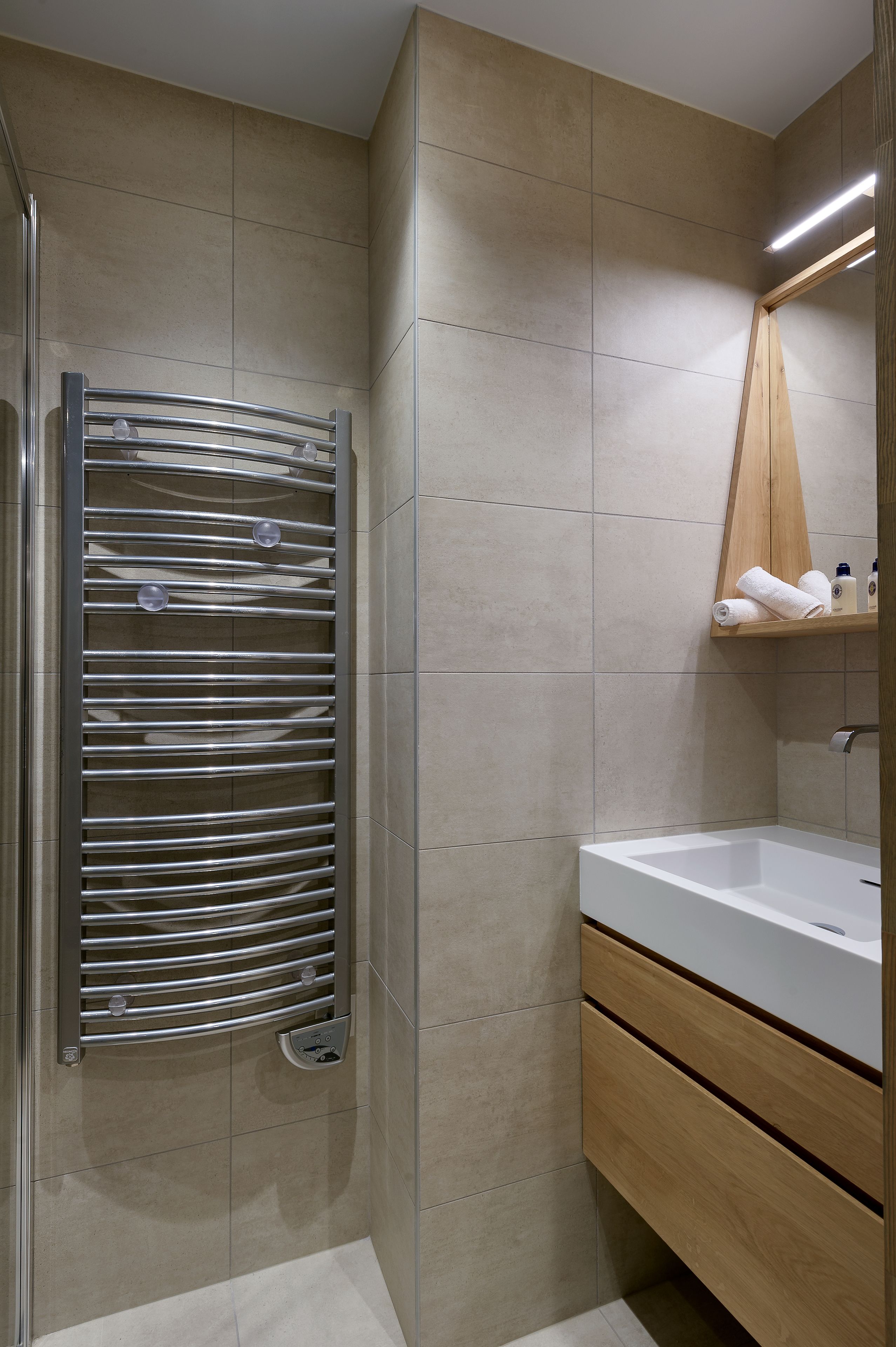 Le C by Alpine Residences