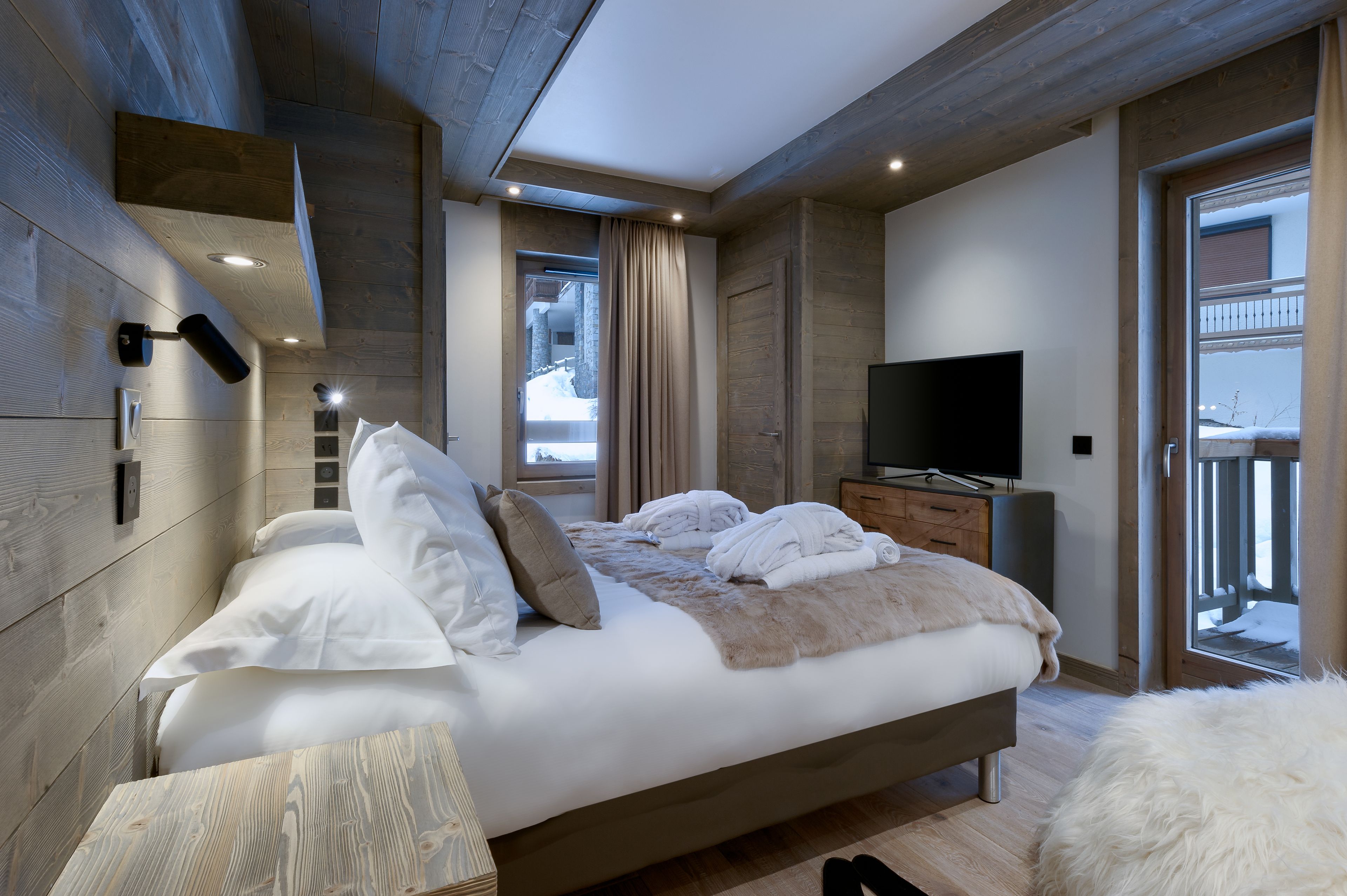 Le C by Alpine Residences