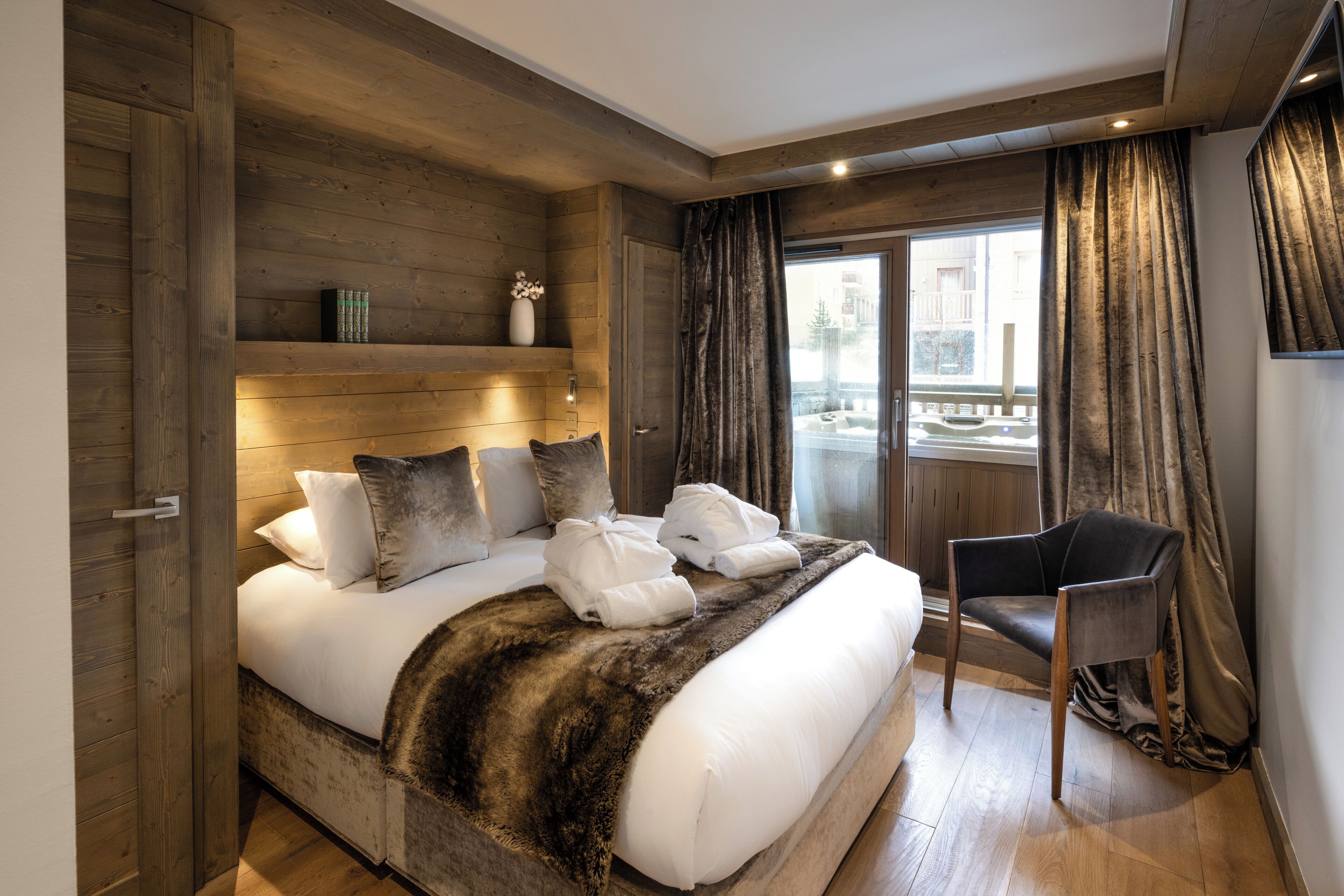 Le C by Alpine Residences