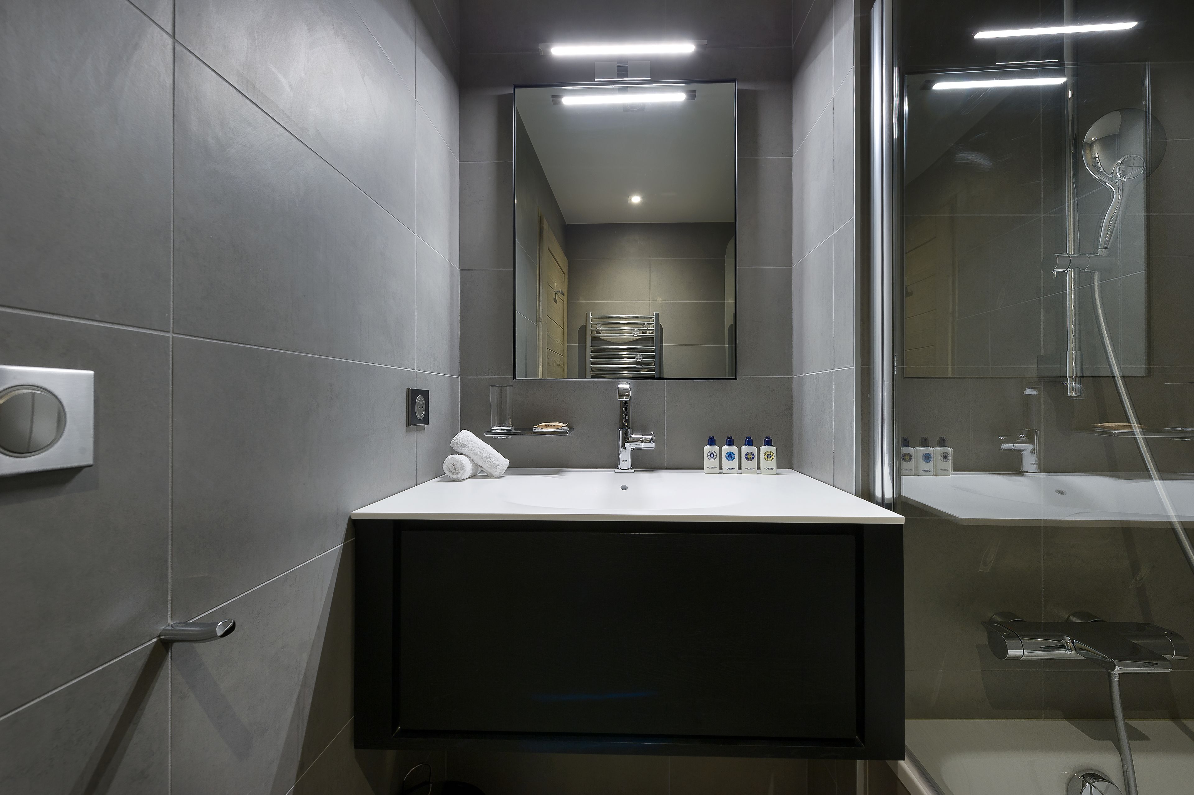 Le C by Alpine Residences