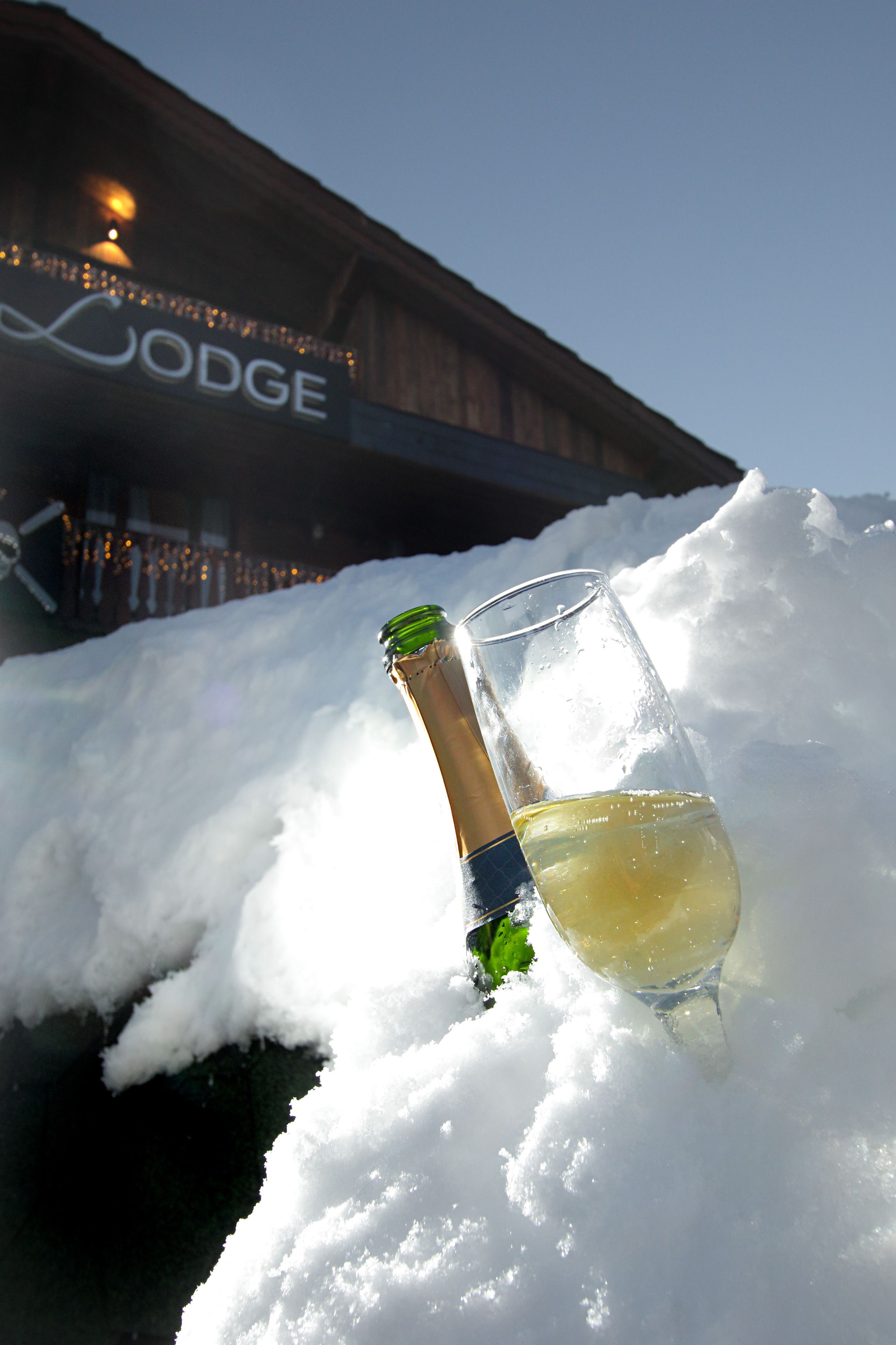 Snow Lodge Hotel