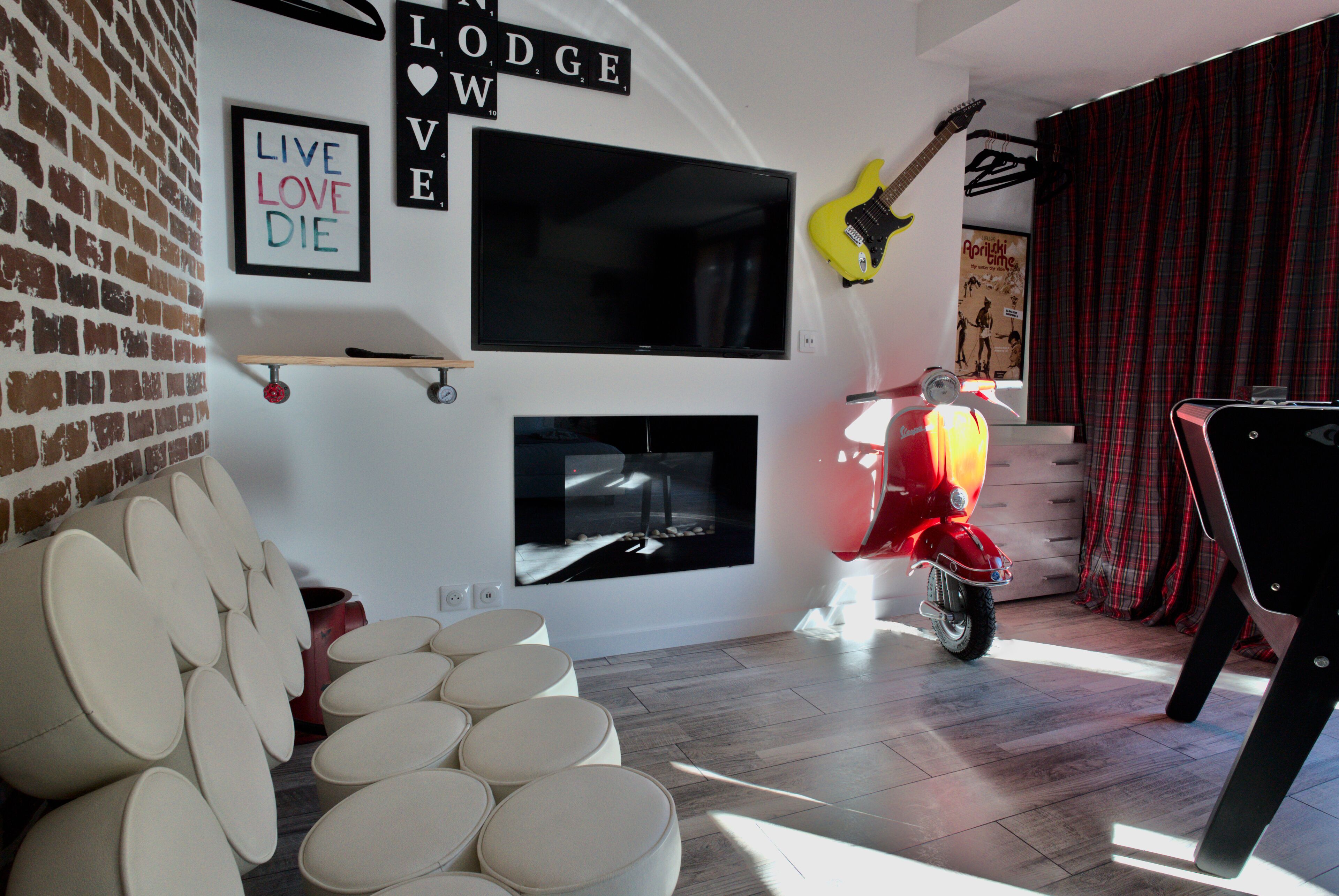 Snow Lodge Hotel