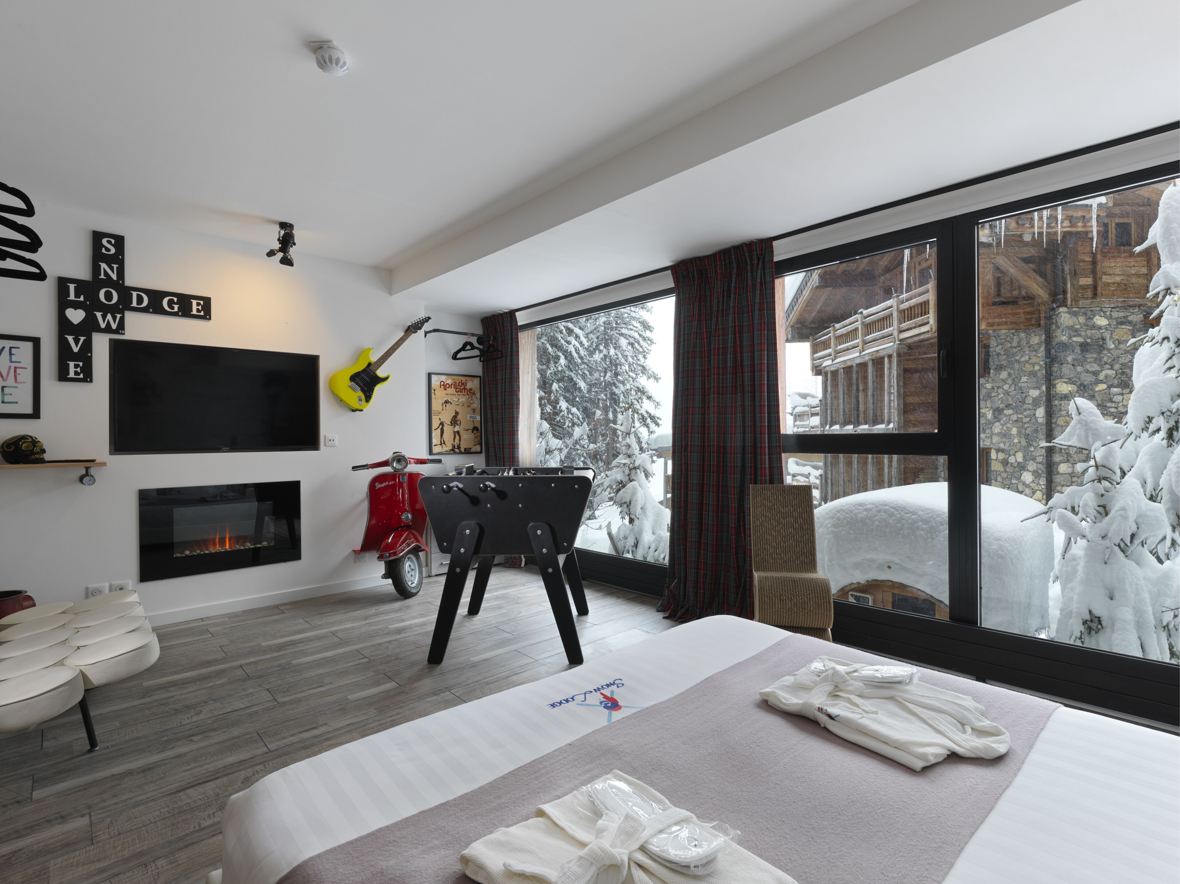 Snow Lodge Hotel