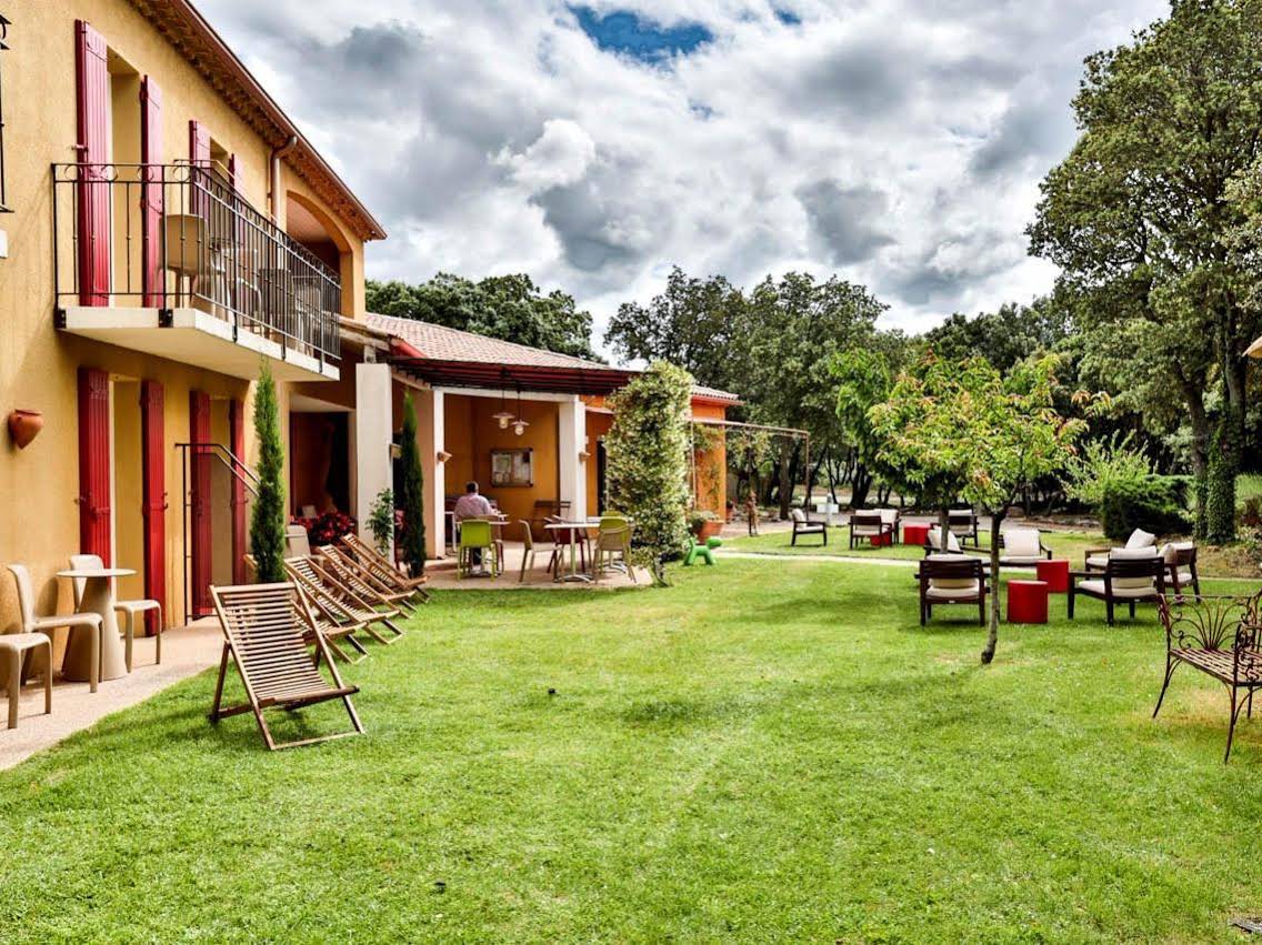 Logis La Bastide De Grignan Hotel & Restaurant La Chênaie