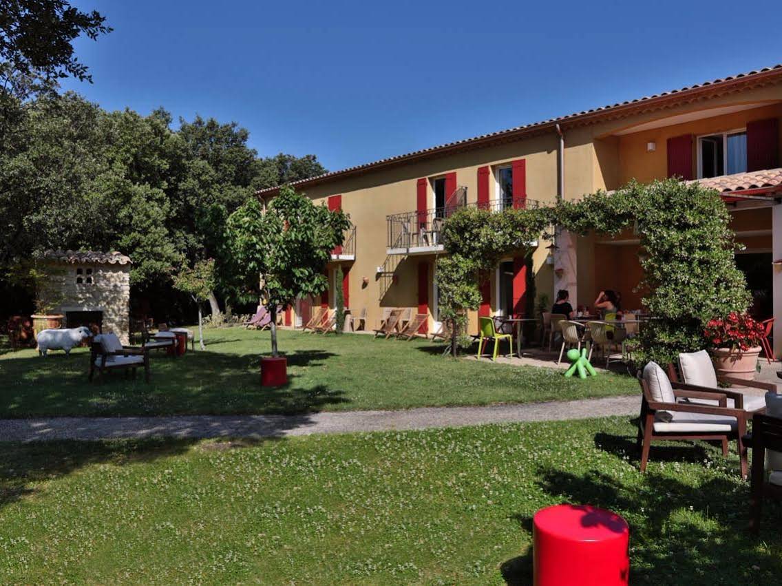 Logis La Bastide De Grignan Hotel & Restaurant La Chênaie