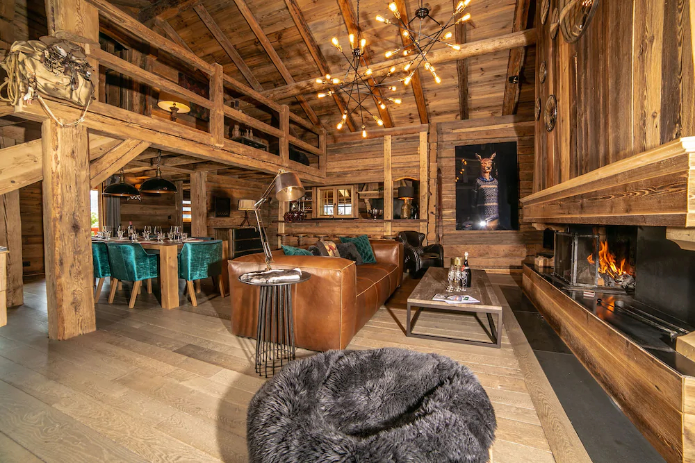 Kashmyre Chalet Luxe Chauffeur Sauna