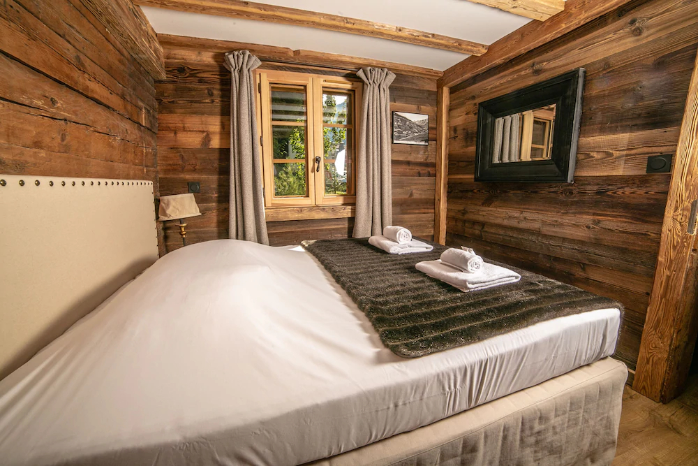 Kashmyre Chalet Luxe Chauffeur Sauna