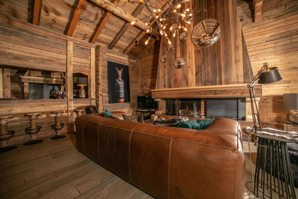 Kashmyre Chalet Luxe Chauffeur Sauna