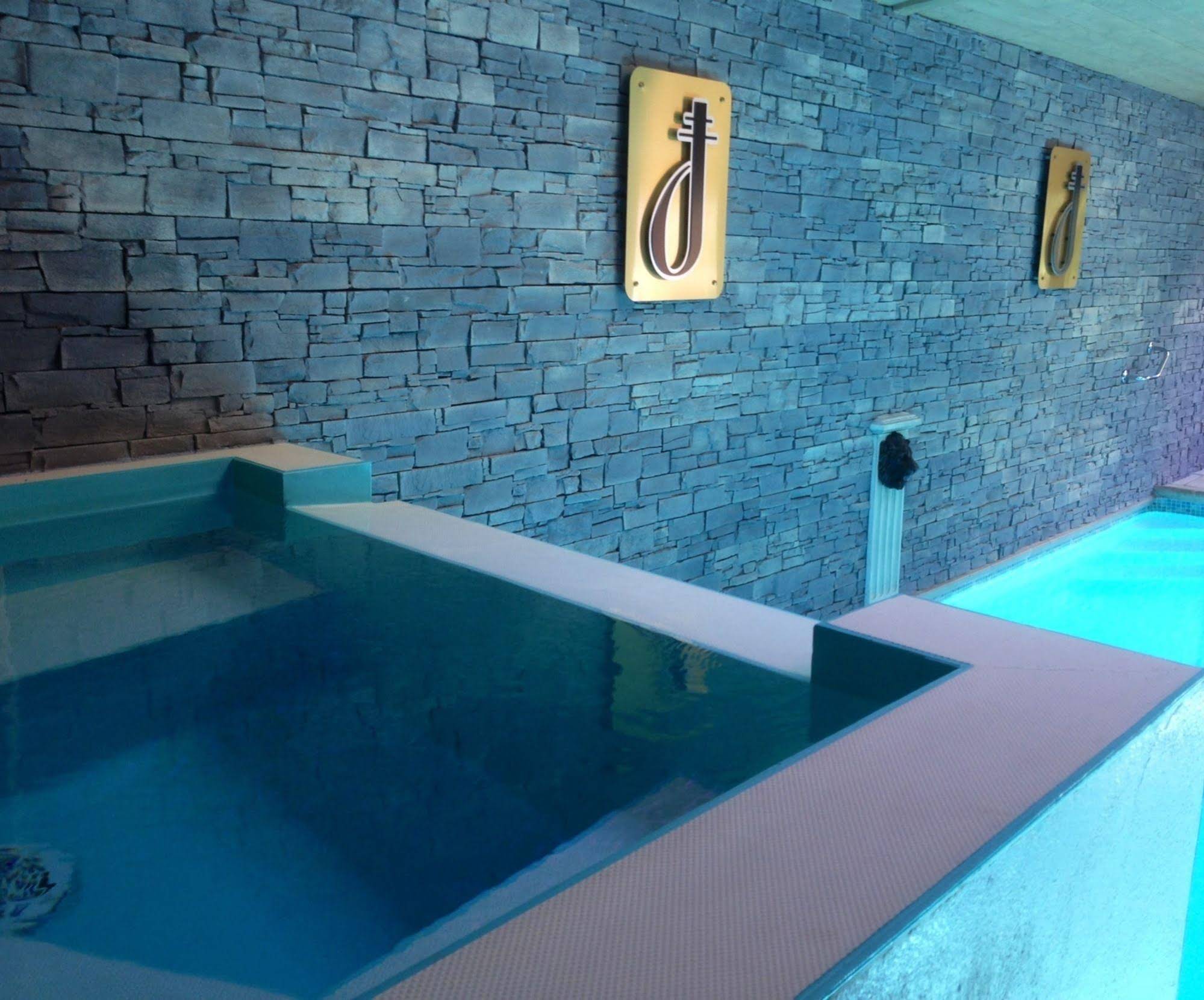 Logis Alp'Hotel