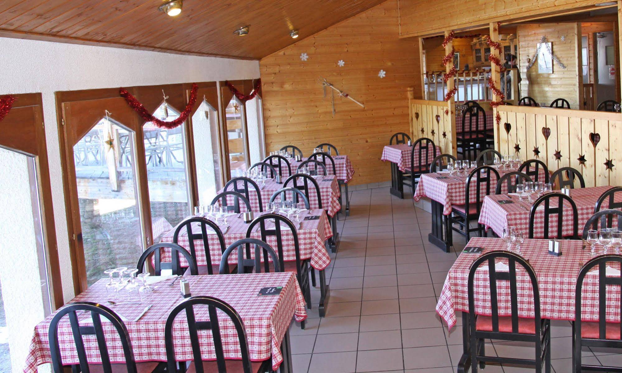 Hotel Emeraude