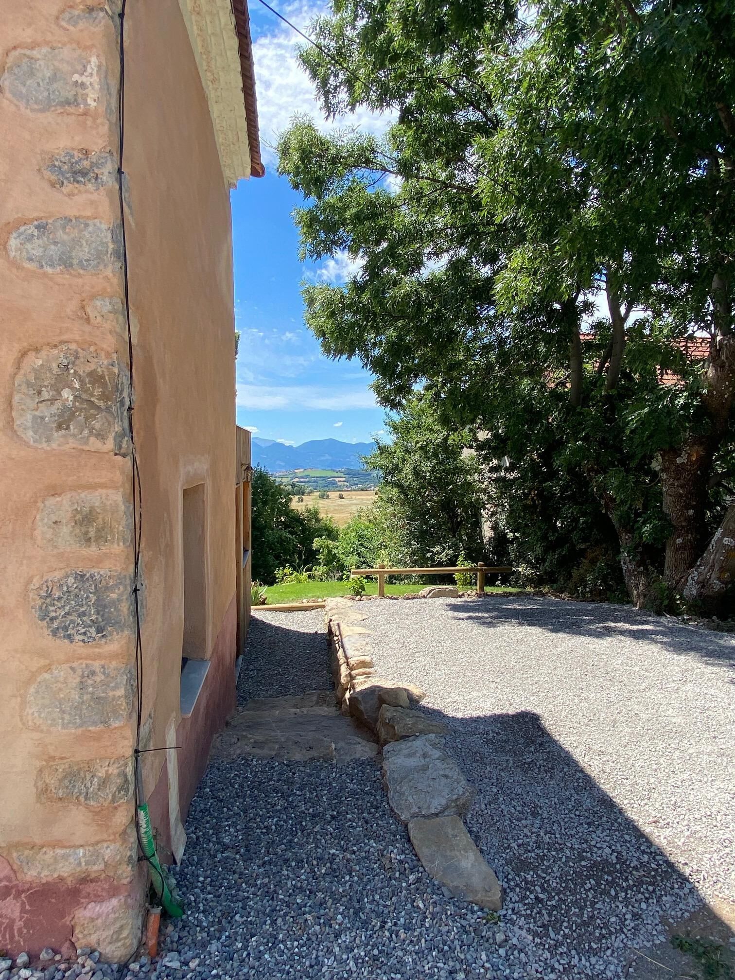 La Petite Maison Basse Corréo
