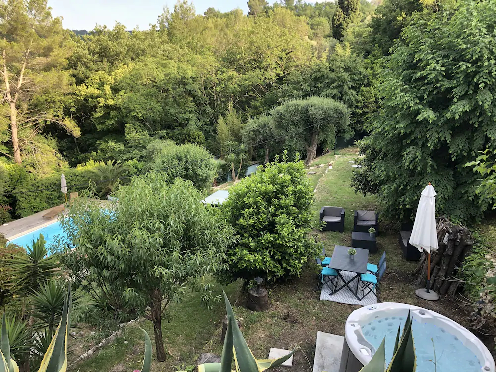 Gite Les Deux Roches