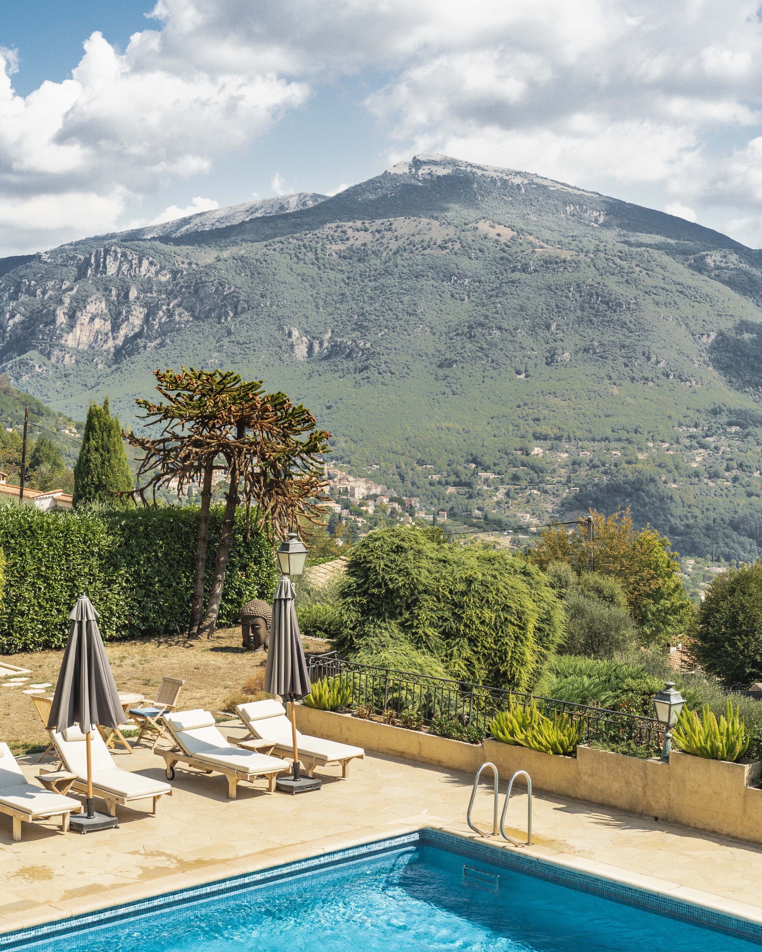 Loup Castel Boutique Hotel B&B
