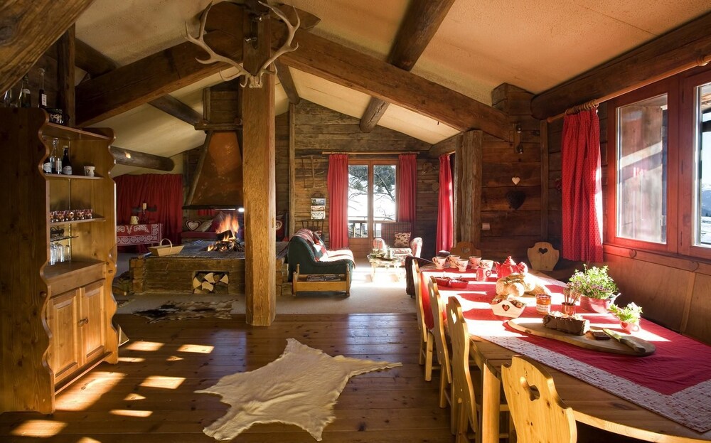 Aravis Holidays-Ferme Du Soleil