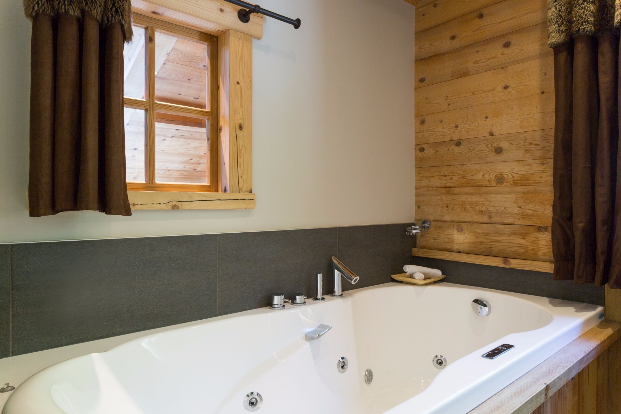 Les Cimes Hotels-Chalets De Tradition