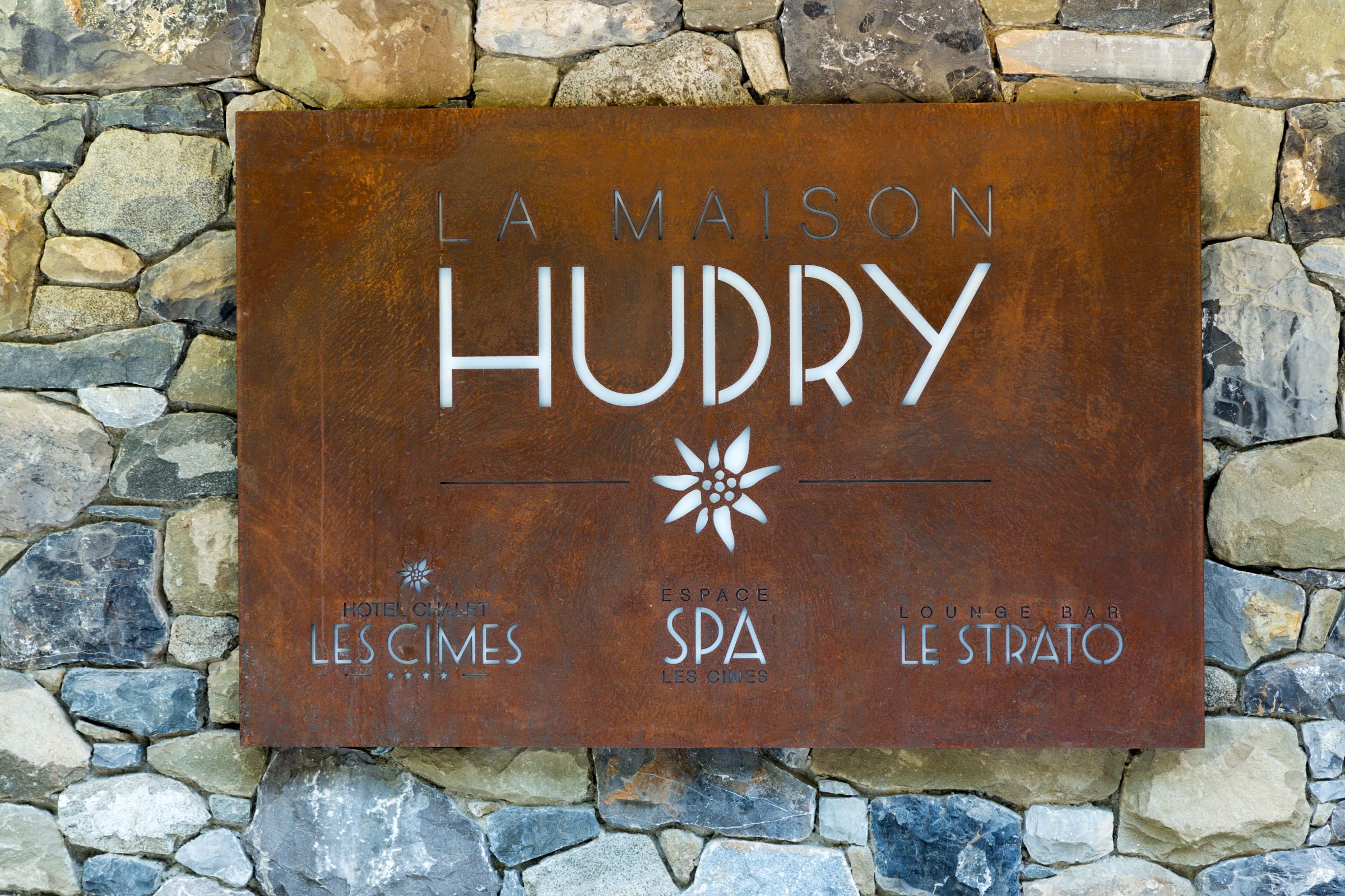 Les Cimes Hotels-Chalets De Tradition