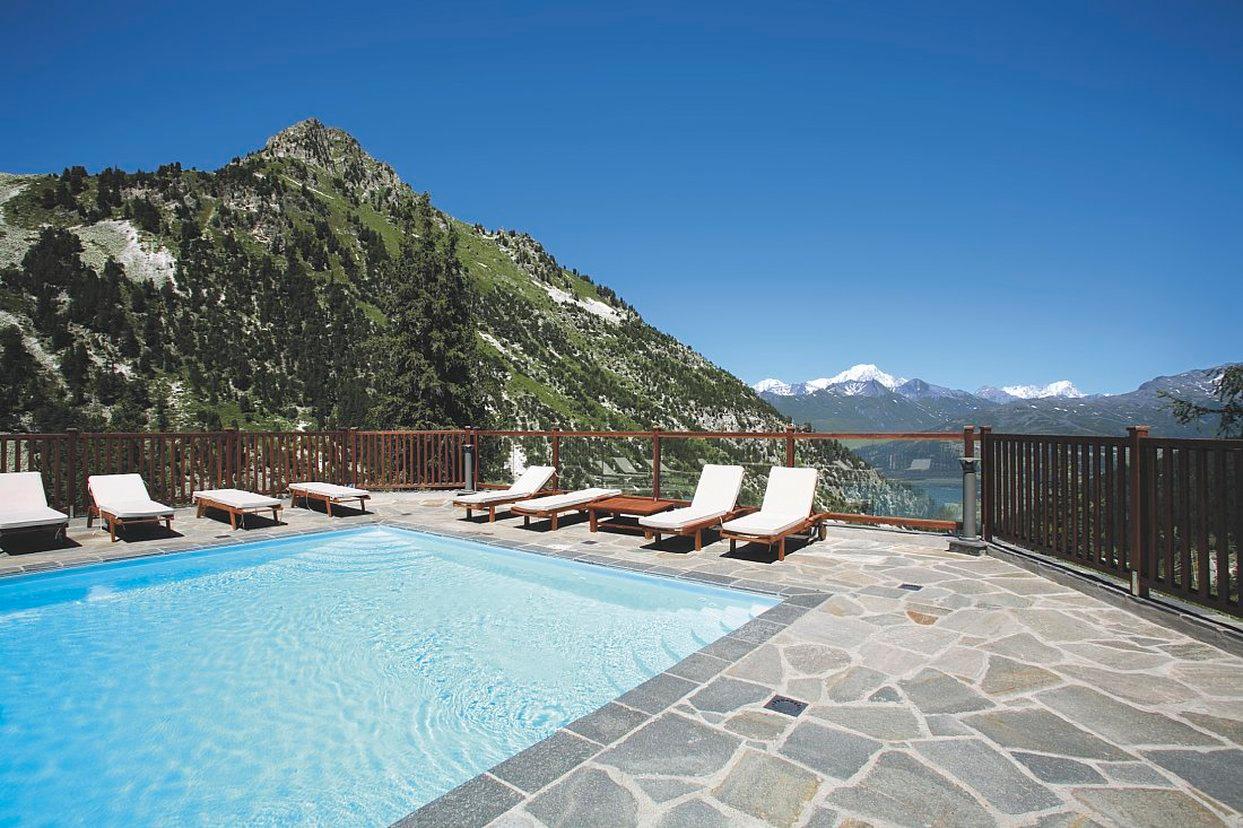 Arc 1950 by Radisson Blu Resort