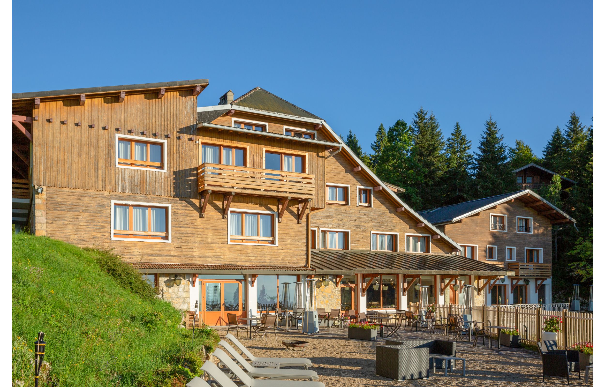 La Chemenaz Hotels