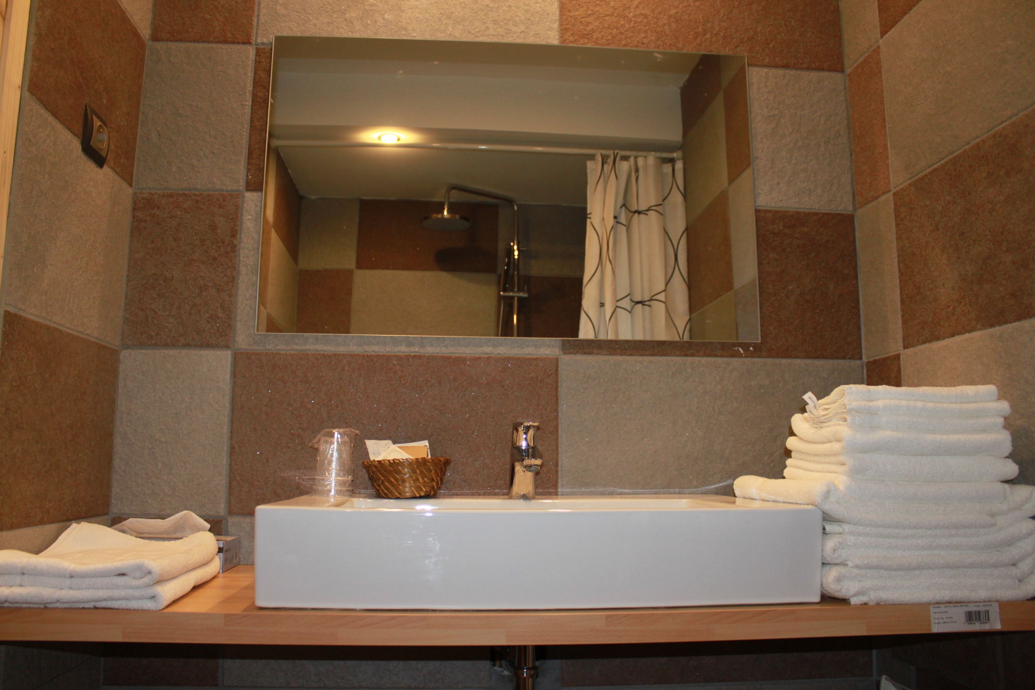 Hotel Base Camp Lodge