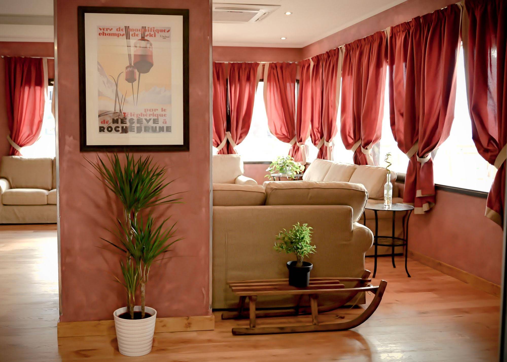 Hotel Turan
