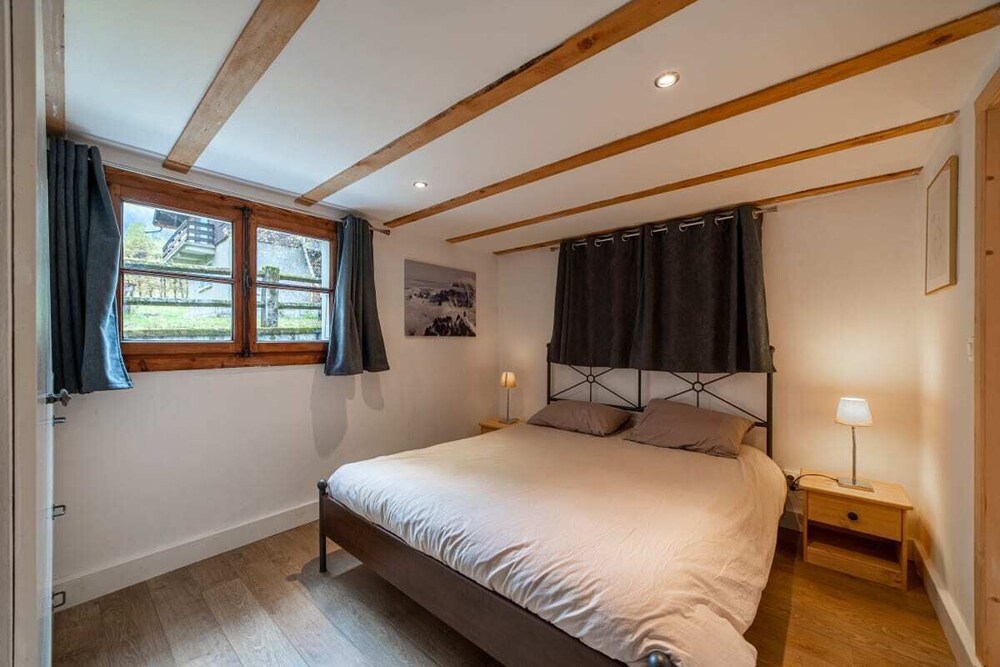 Calougeotte Private Chalet