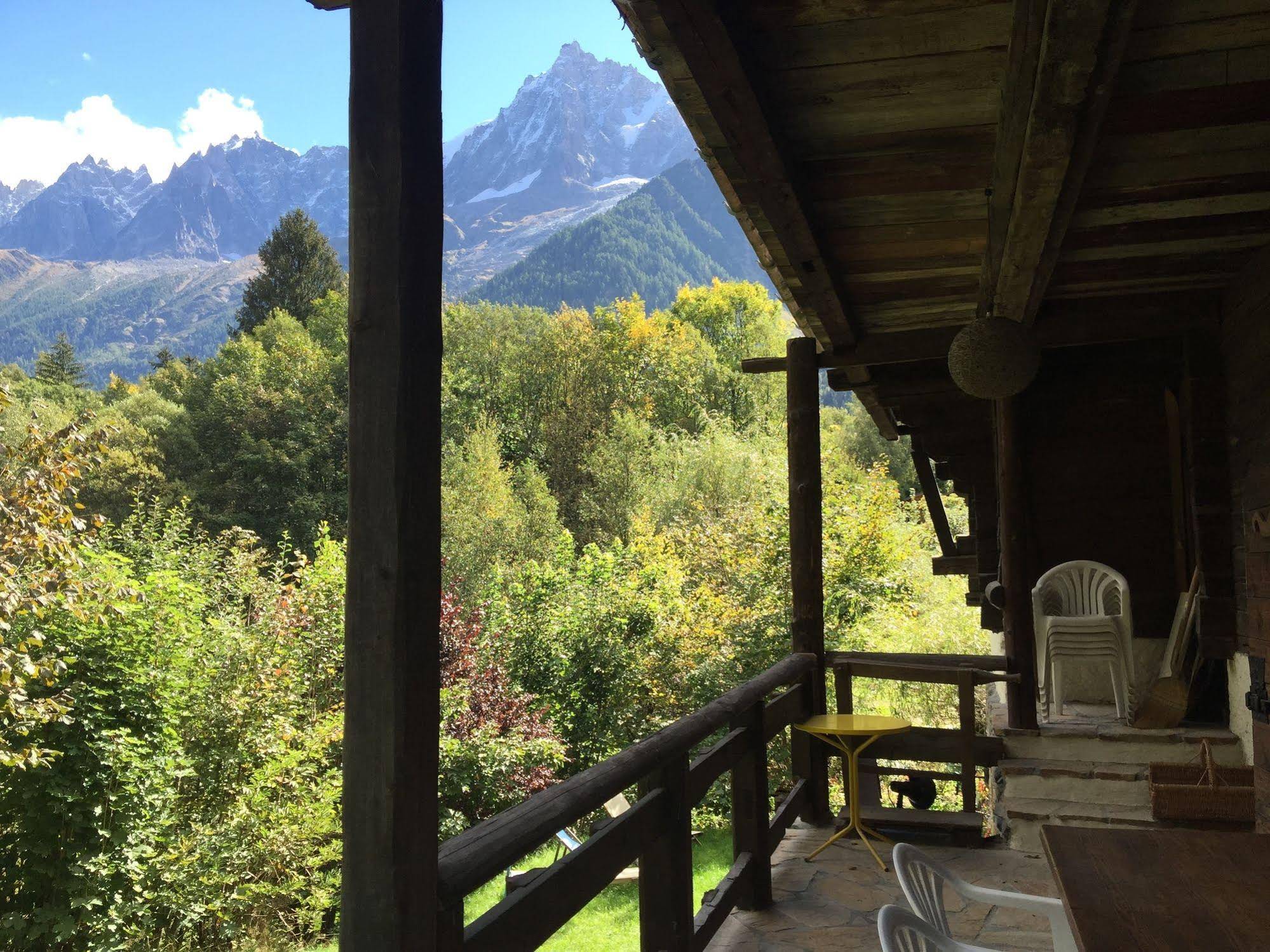 Chalet Heron
