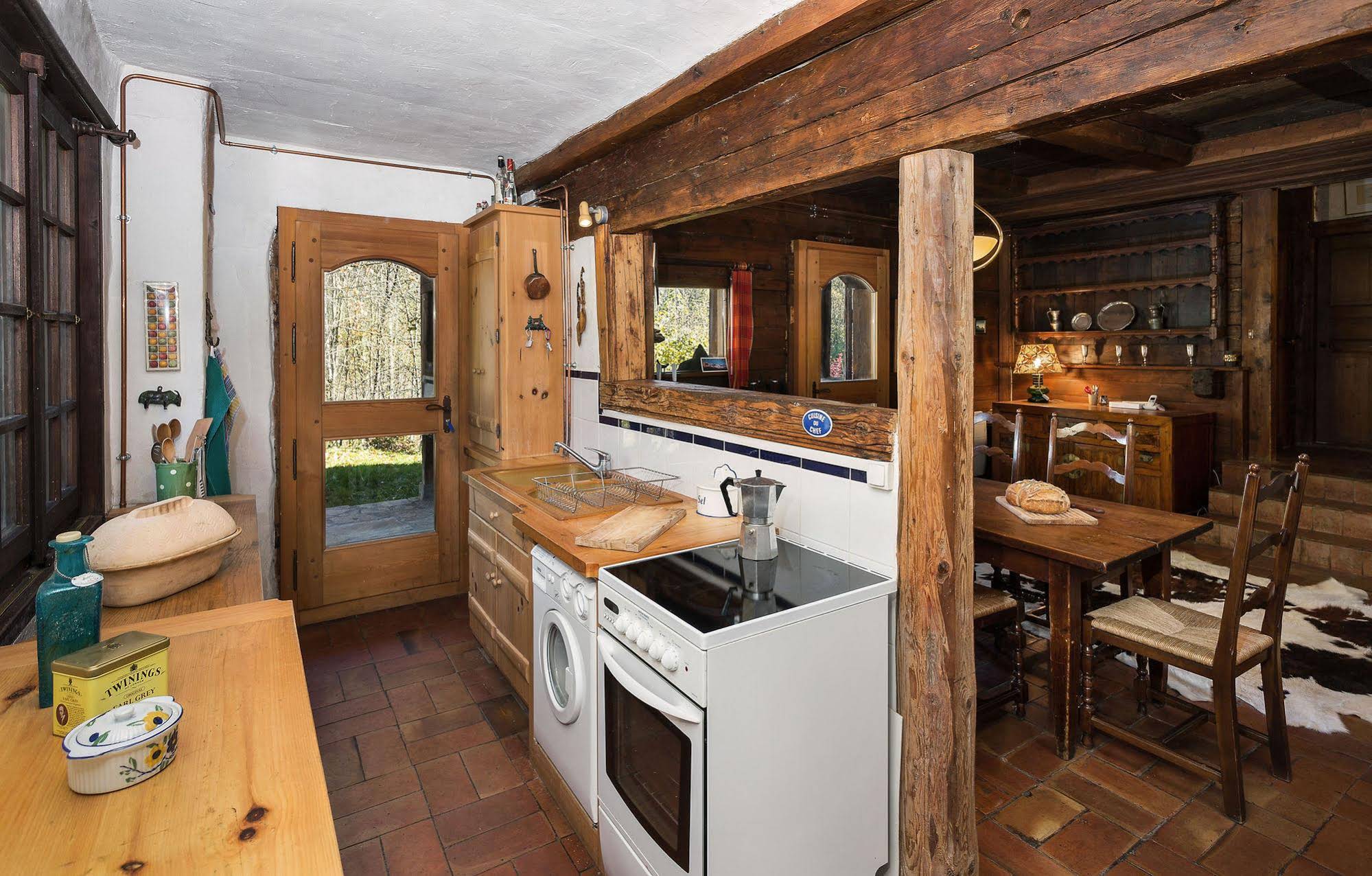 Chalet Heron