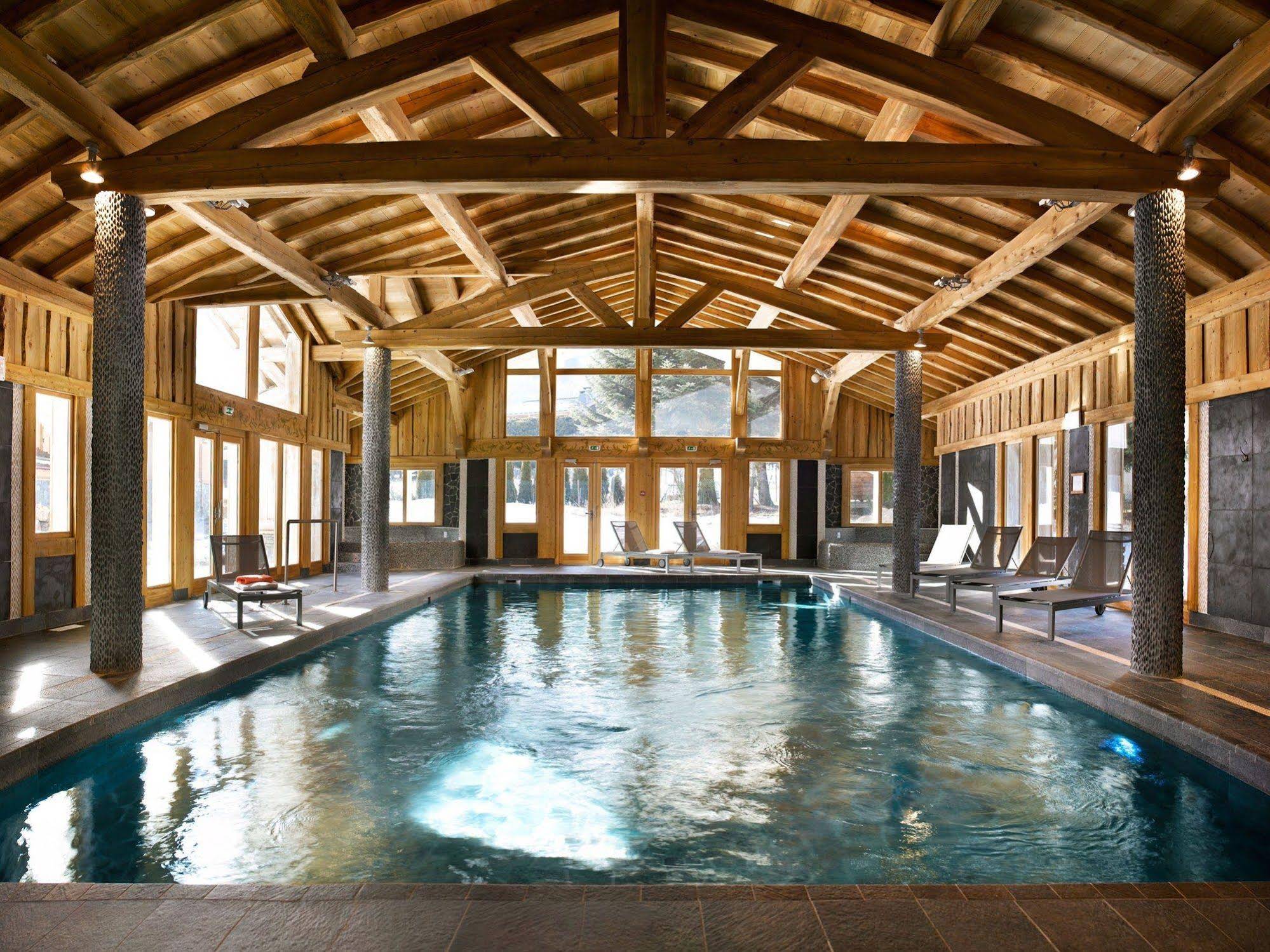 Le Hameau De Pierre Blanche