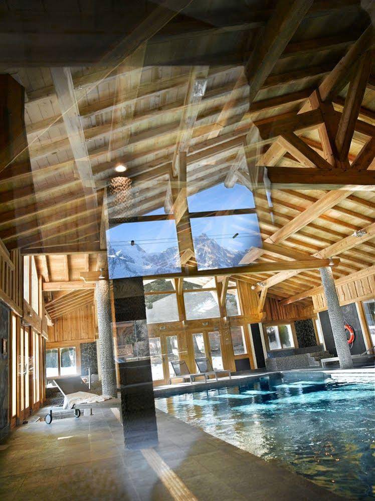Le Hameau De Pierre Blanche