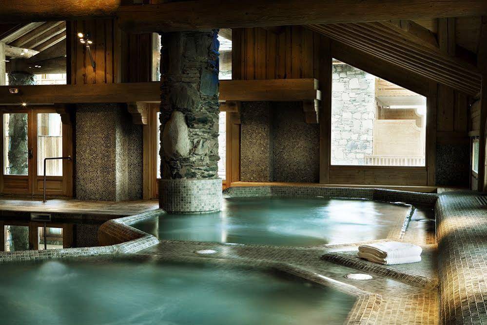 Le Hameau De Pierre Blanche
