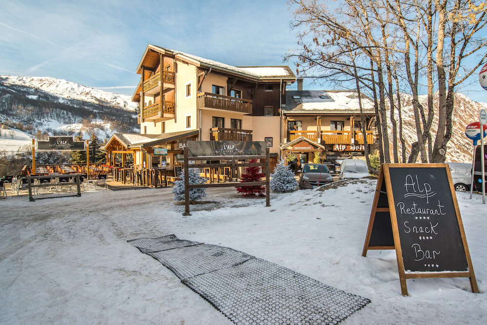 Lodji Hotel