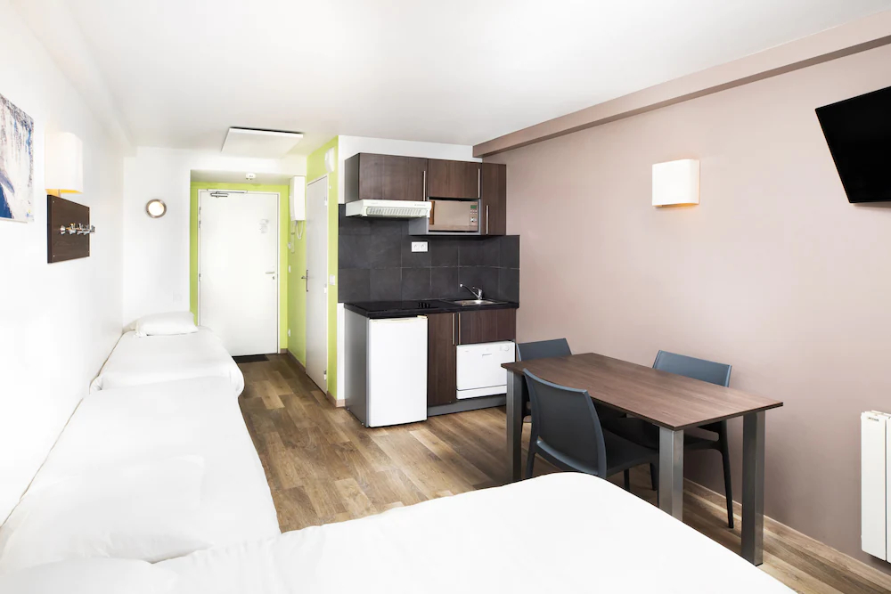 SOWELL RESIDENCES Pierre Blanche