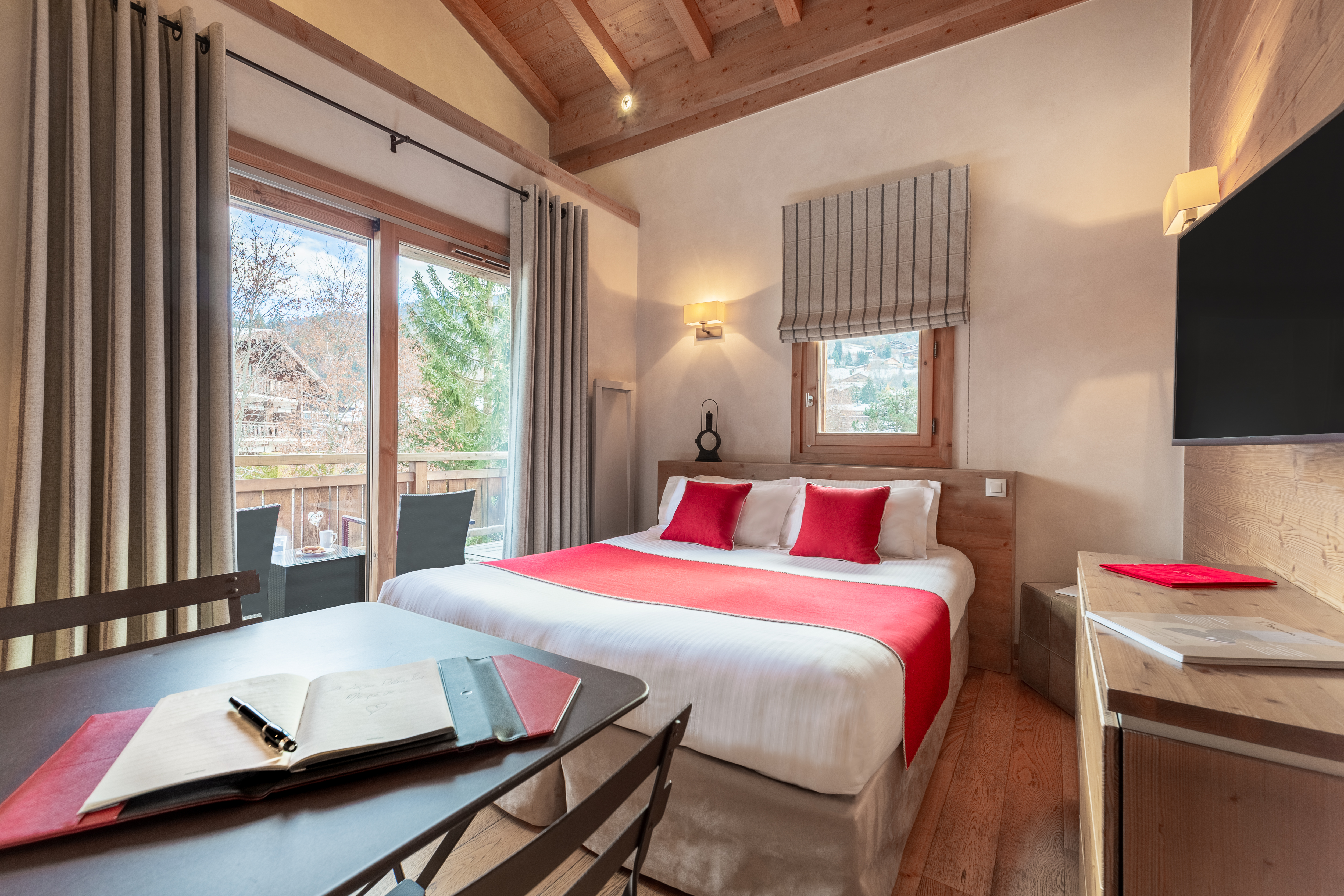Hôtel Les Loges Blanches