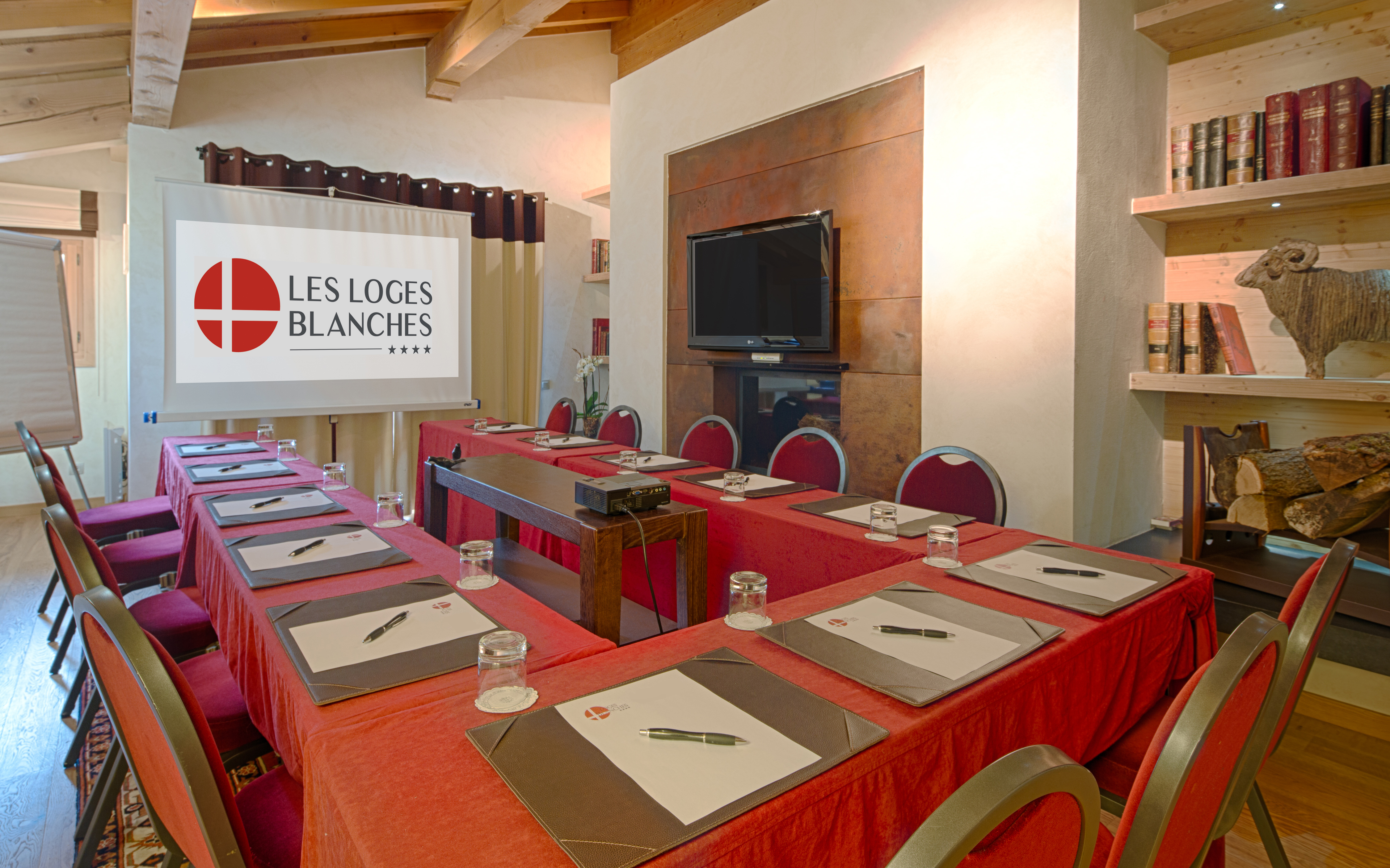 Hôtel Les Loges Blanches