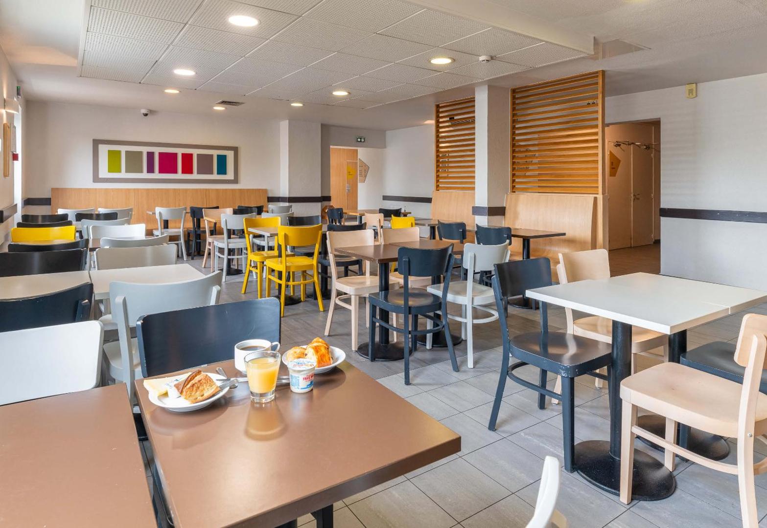 B&B Hôtel Lyon Meyzieu Grand Stade