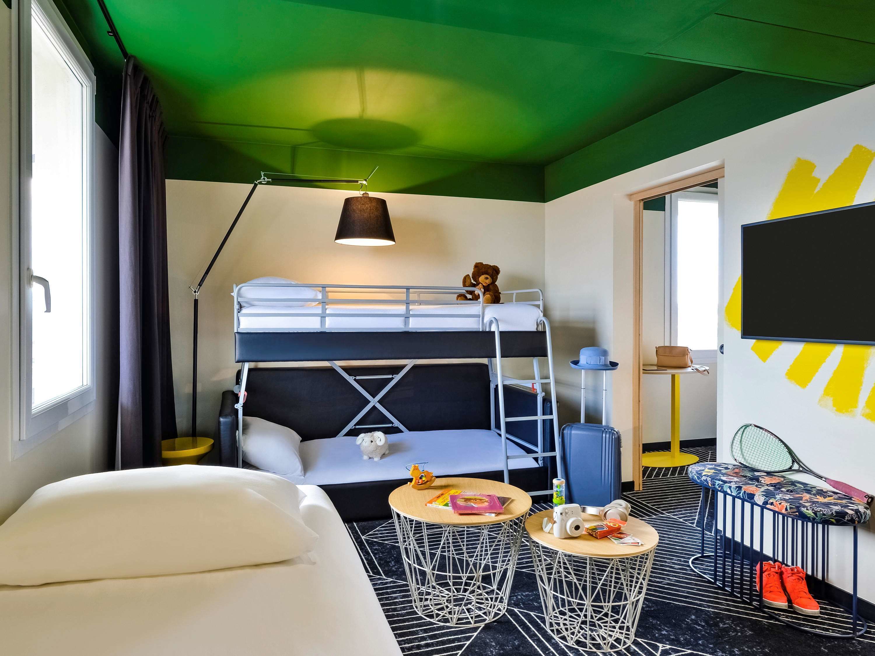 ibis Styles Lyon Meyzieu Stadium Olympique