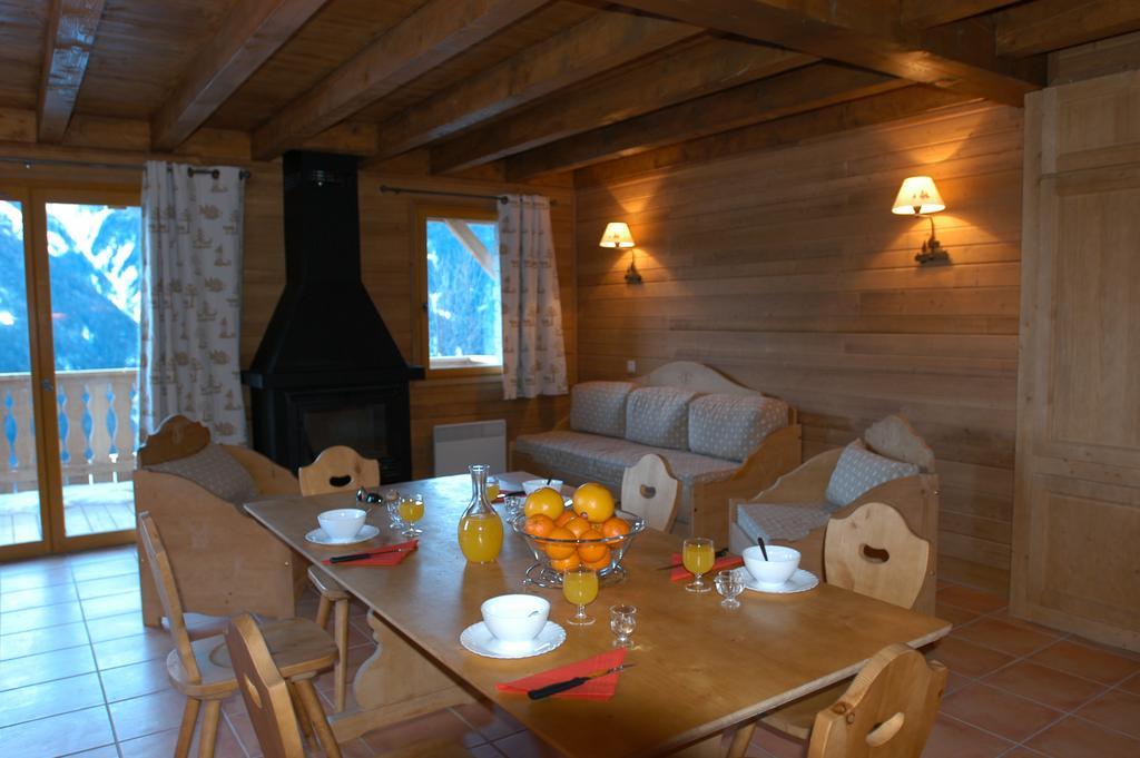 Les Chalets de Praroustan by Actisource