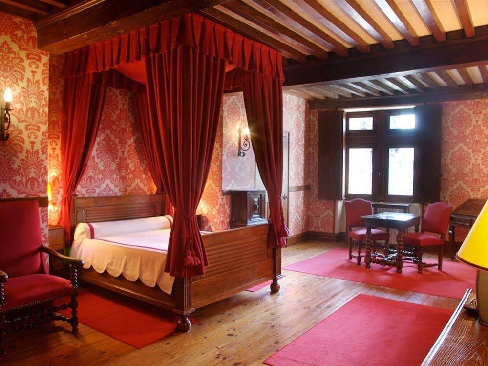 Hostellerie Du Vieux Pérouges