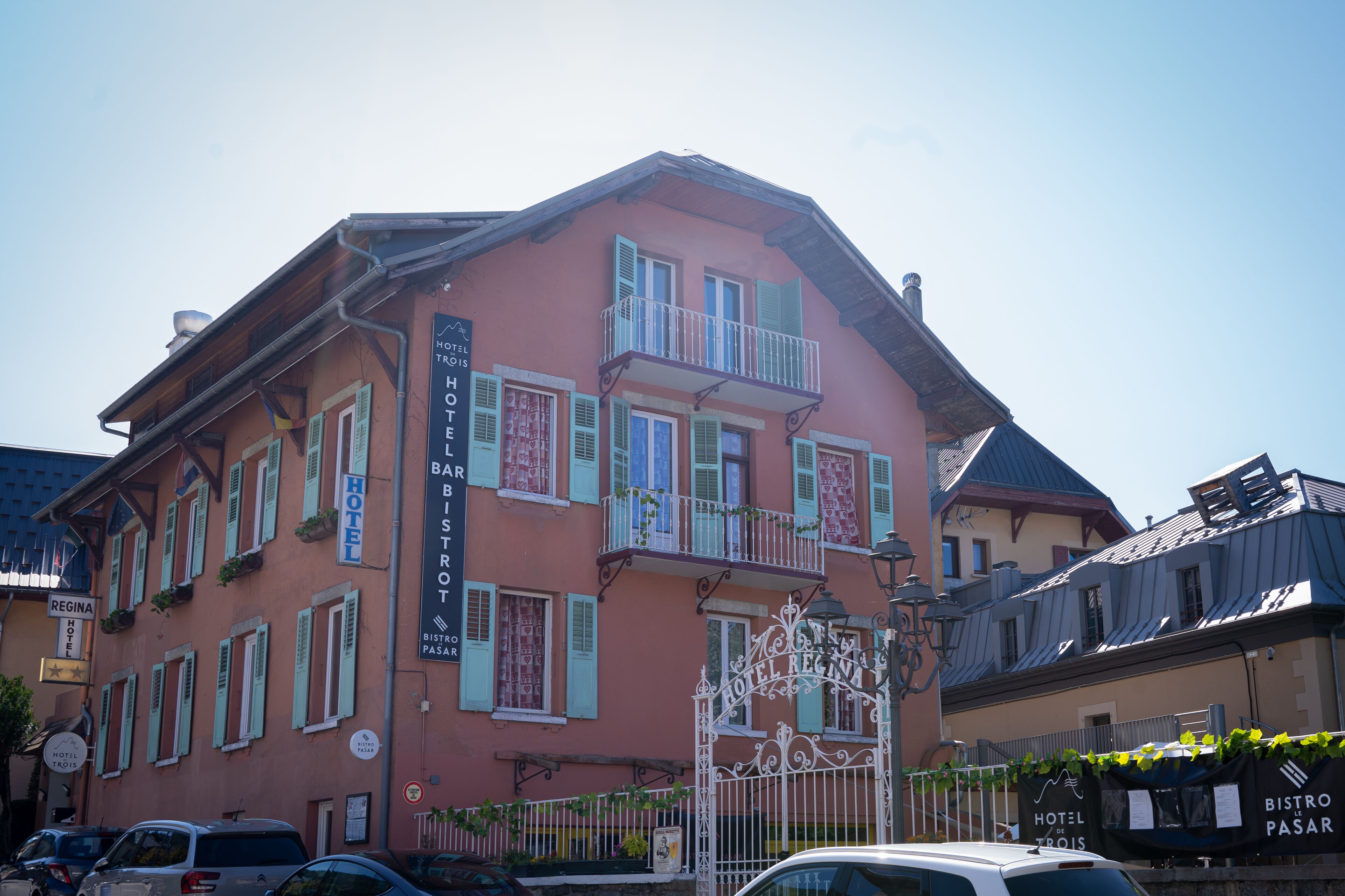 Hotel de tRois