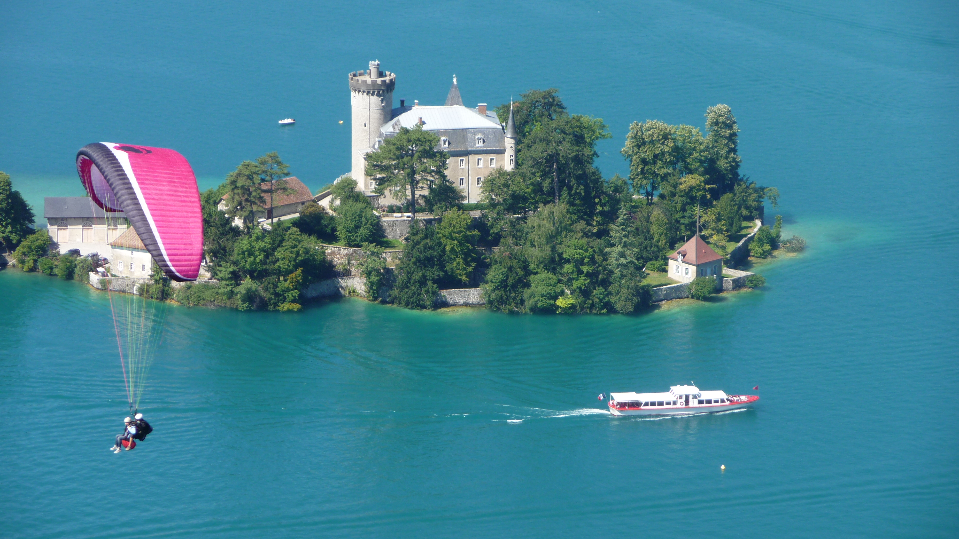 Le Pré du Lac