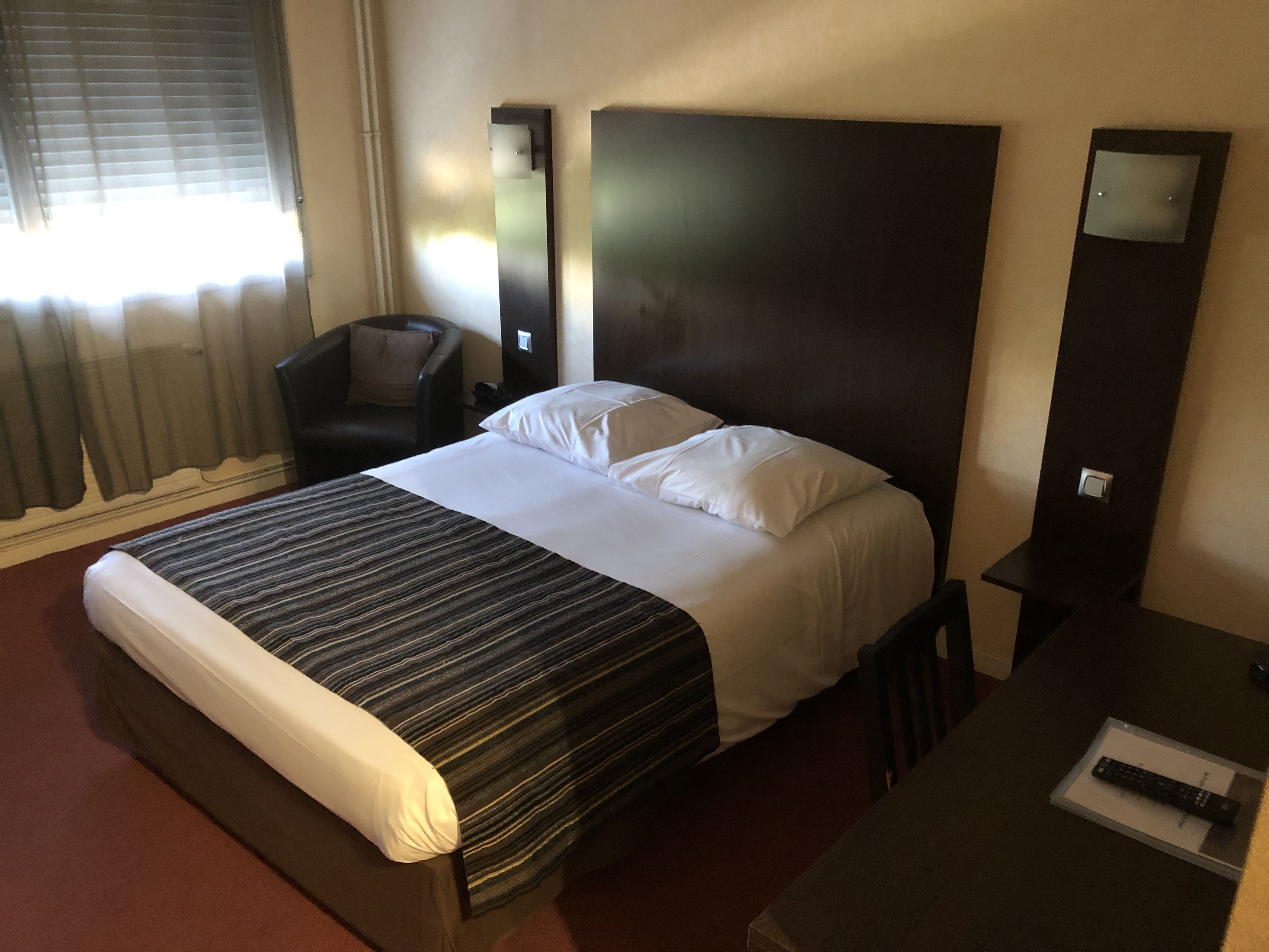 Adonis Lyon Est - Hôtel Artys